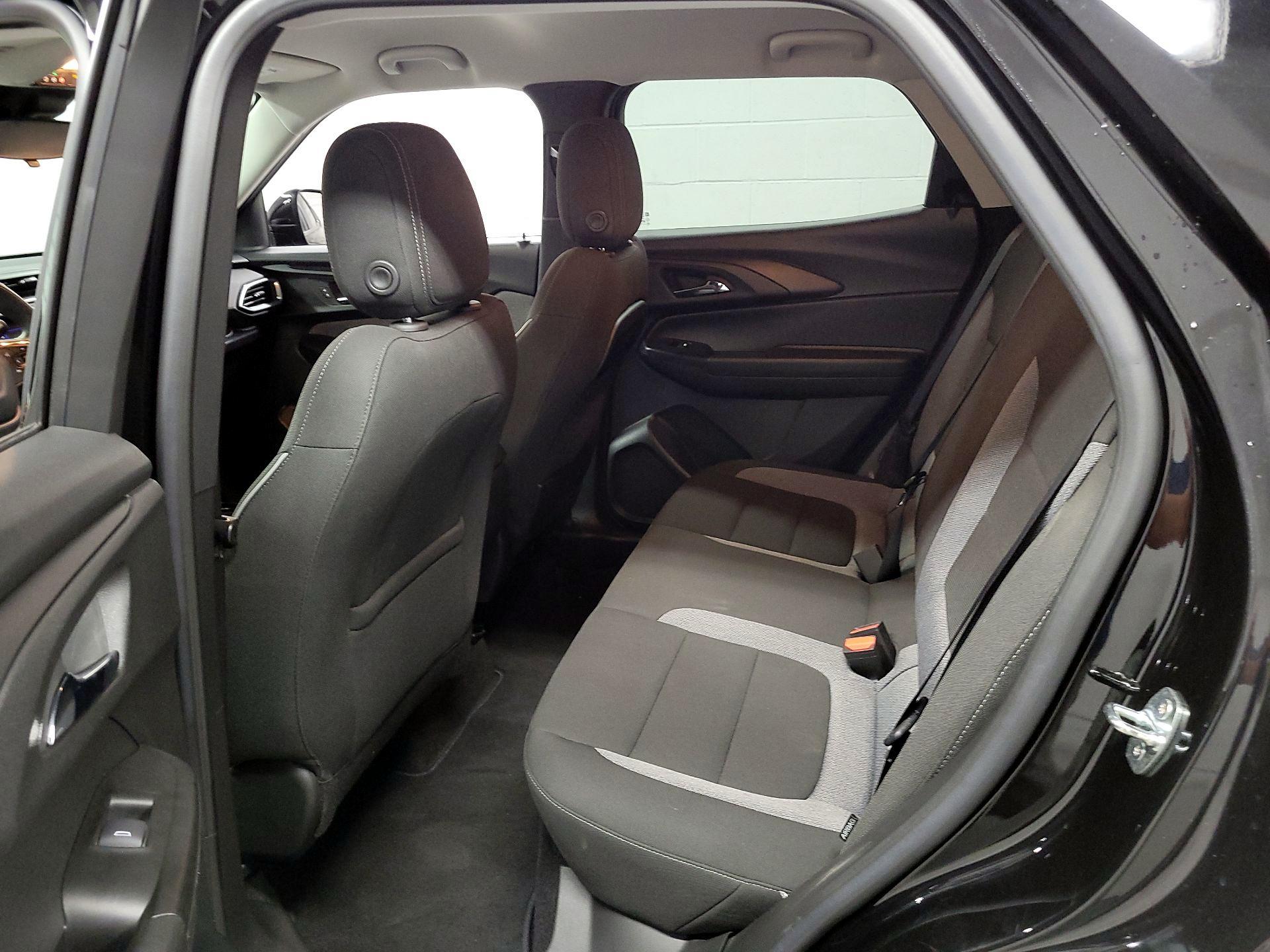 Thumbnail: 2023 Chevrolet TrailBlazer - 17