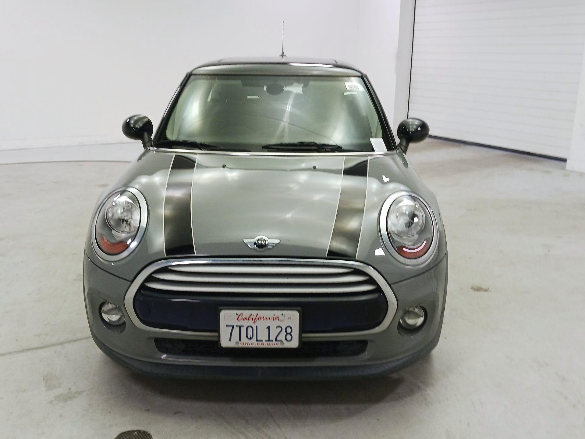 Thumbnail: 2015 MINI Cooper Hardtop - 2