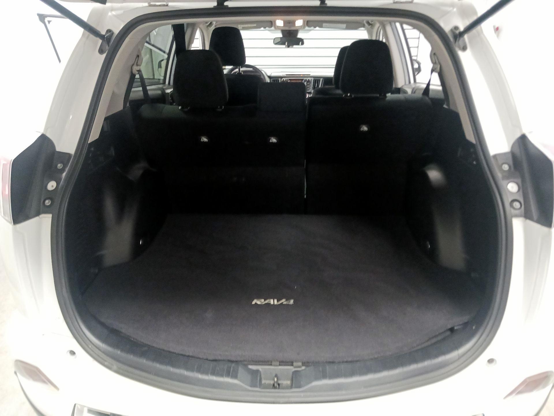 Thumbnail: 2017 Toyota RAV4 - 18