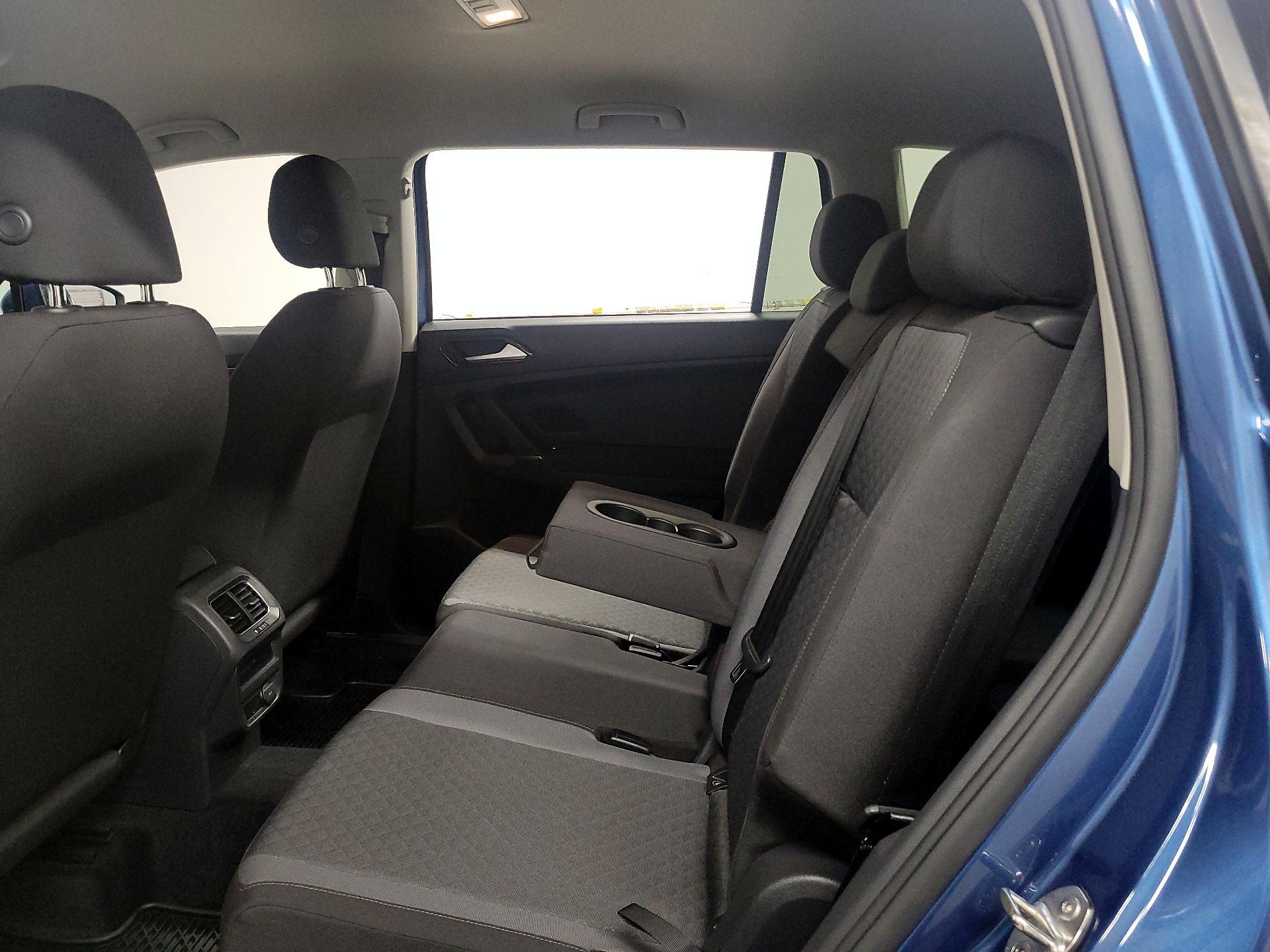 Thumbnail: 2018 Volkswagen Tiguan - 15