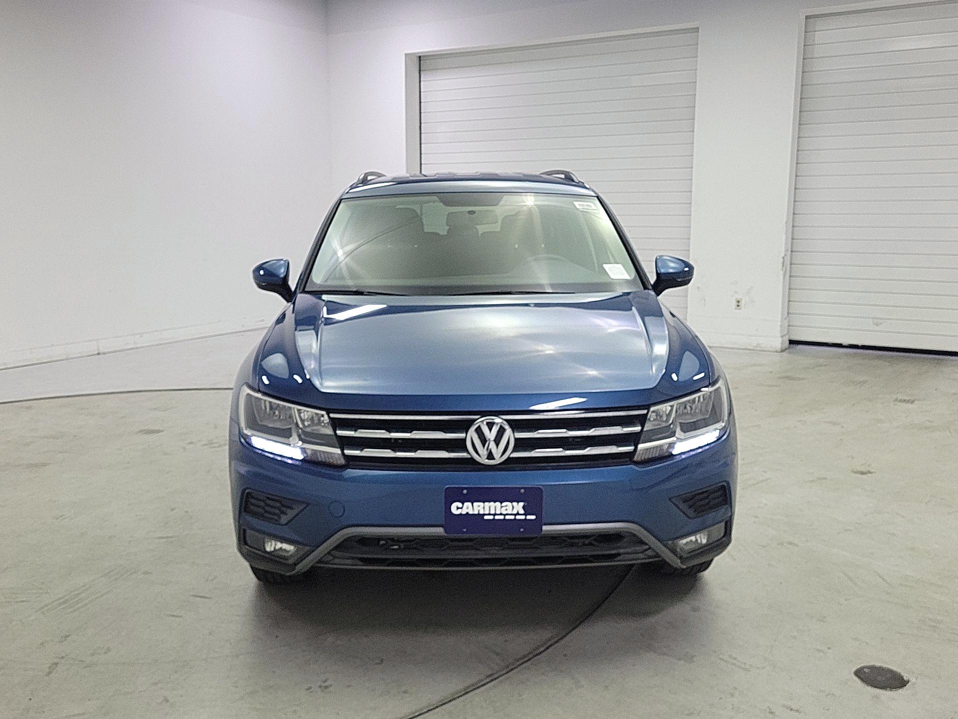 Thumbnail: 2018 Volkswagen Tiguan - 2