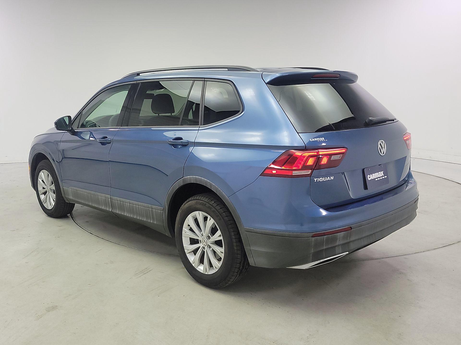 Thumbnail: 2018 Volkswagen Tiguan - 7