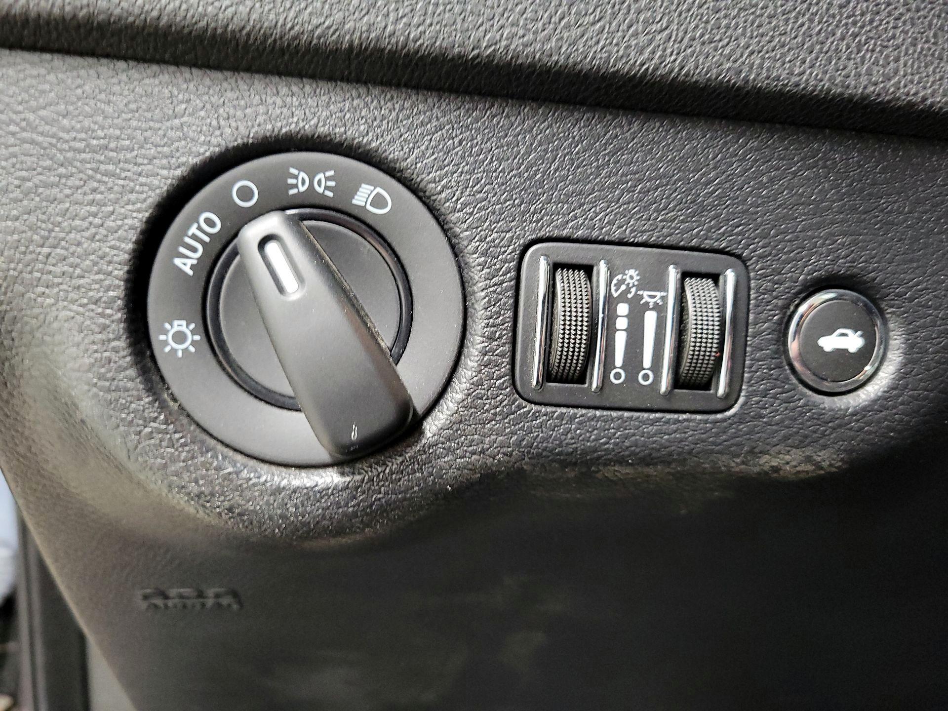 Thumbnail: 2021 Dodge Charger - 11