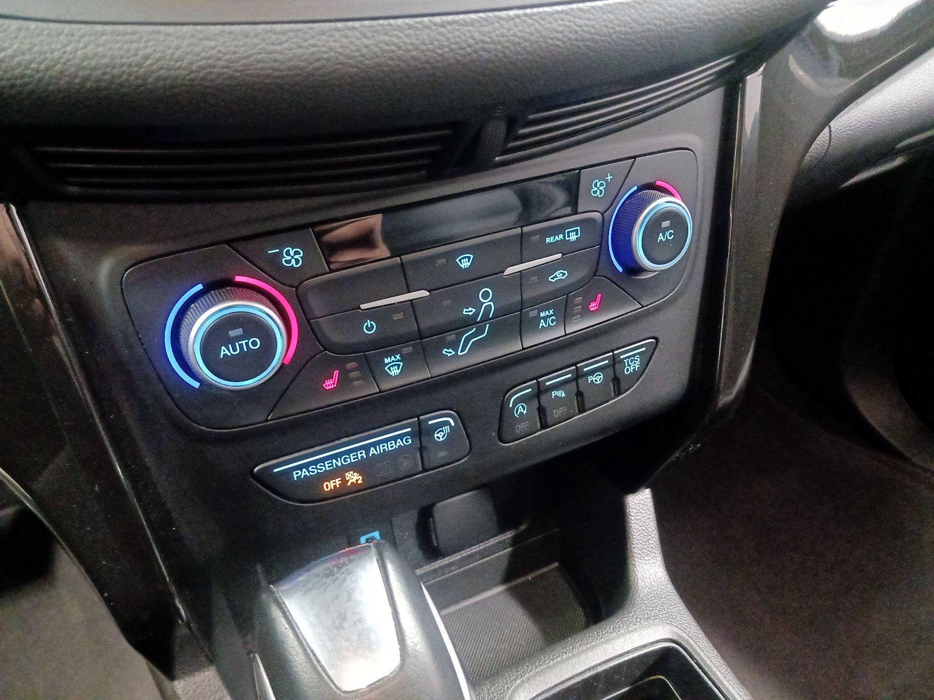 Thumbnail: 2019 Ford Escape - 12