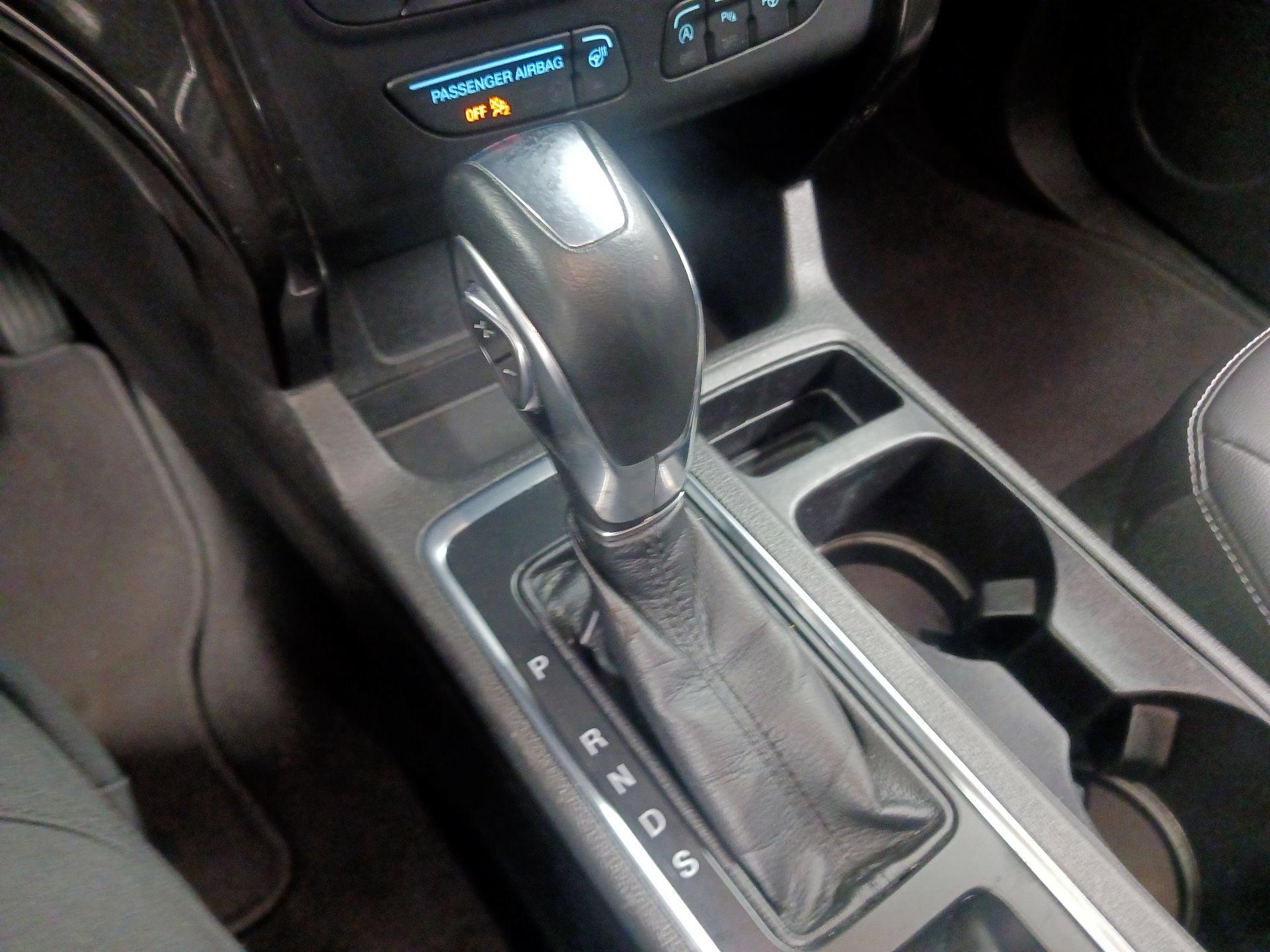 Thumbnail: 2019 Ford Escape - 13