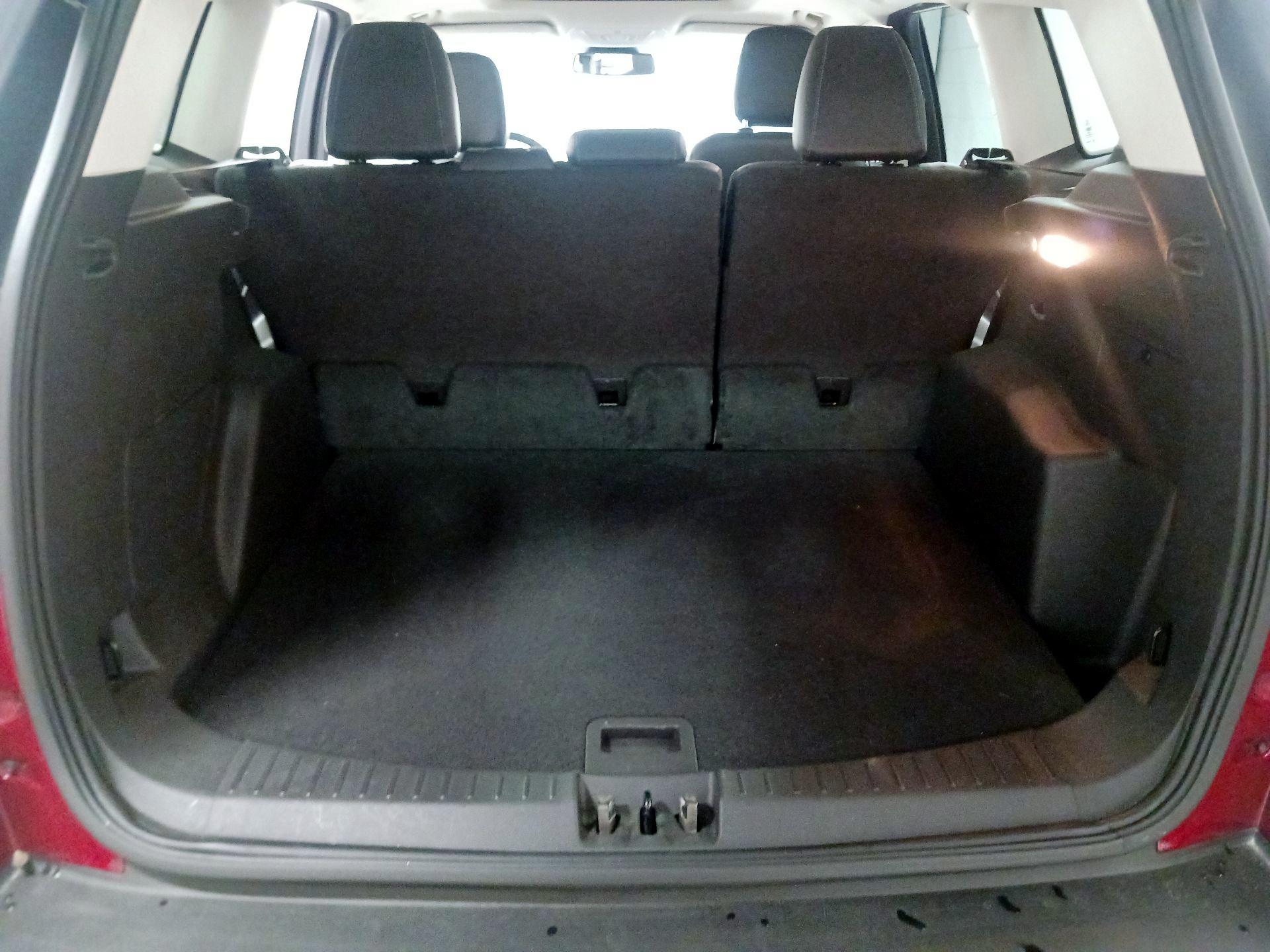 Thumbnail: 2019 Ford Escape - 14