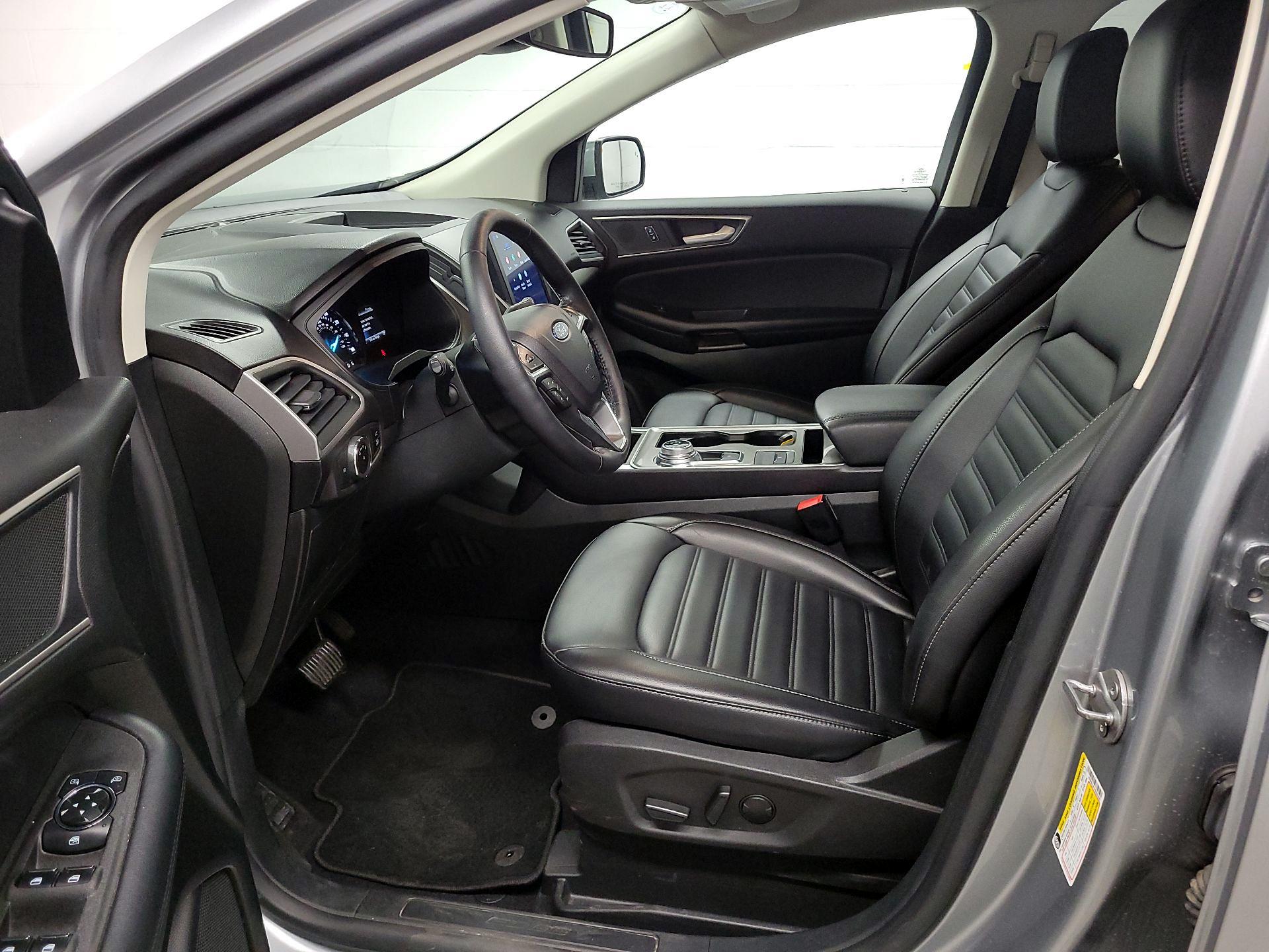 Thumbnail: 2023 Ford Edge - 9