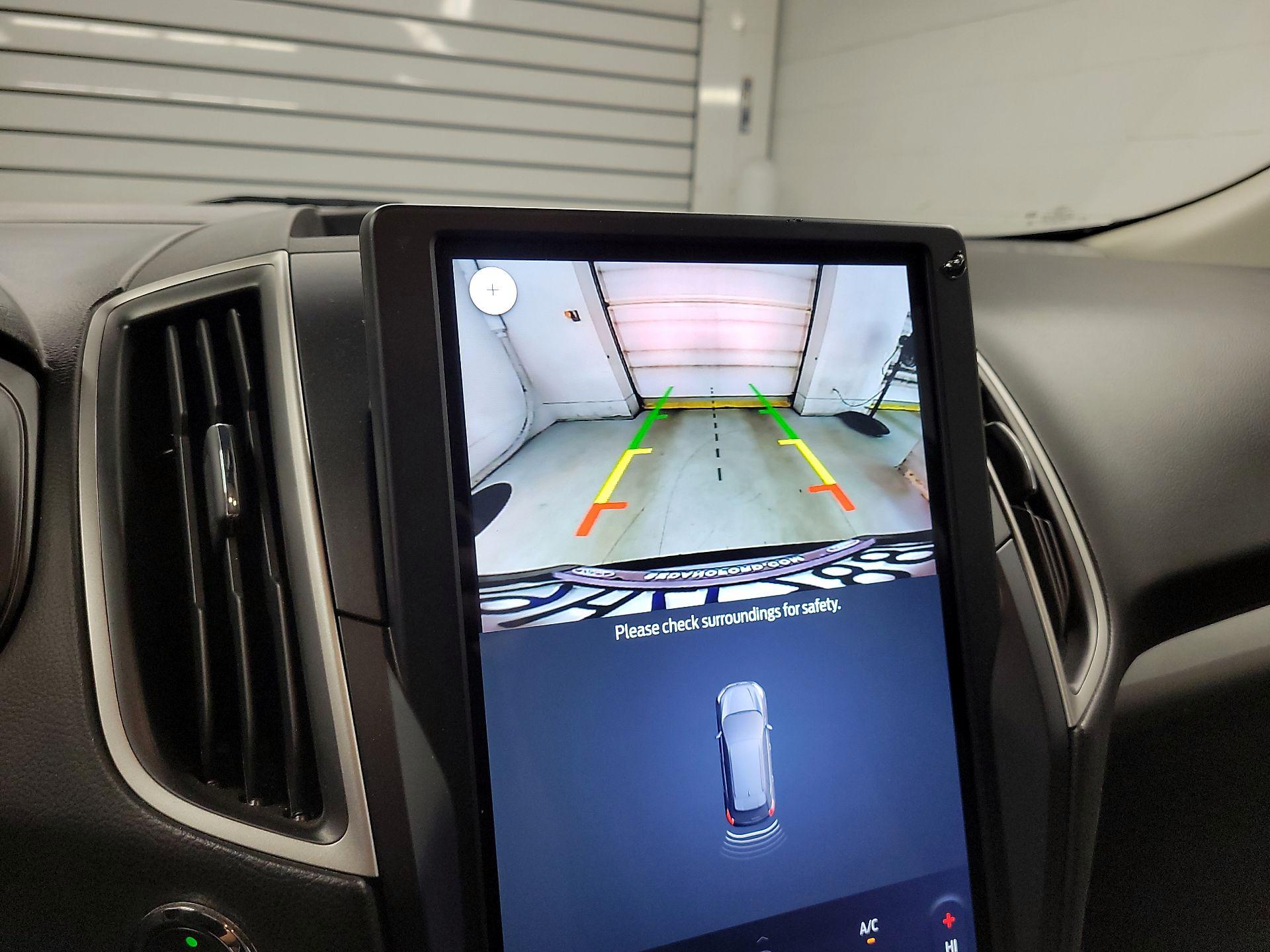 Thumbnail: 2023 Ford Edge - 12