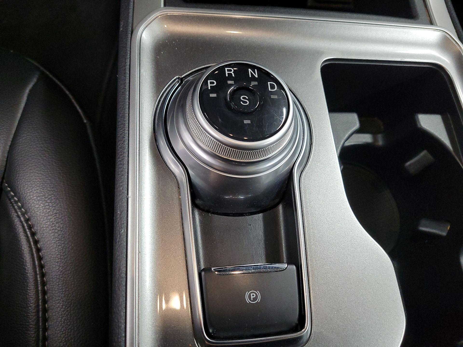 Thumbnail: 2023 Ford Edge - 15