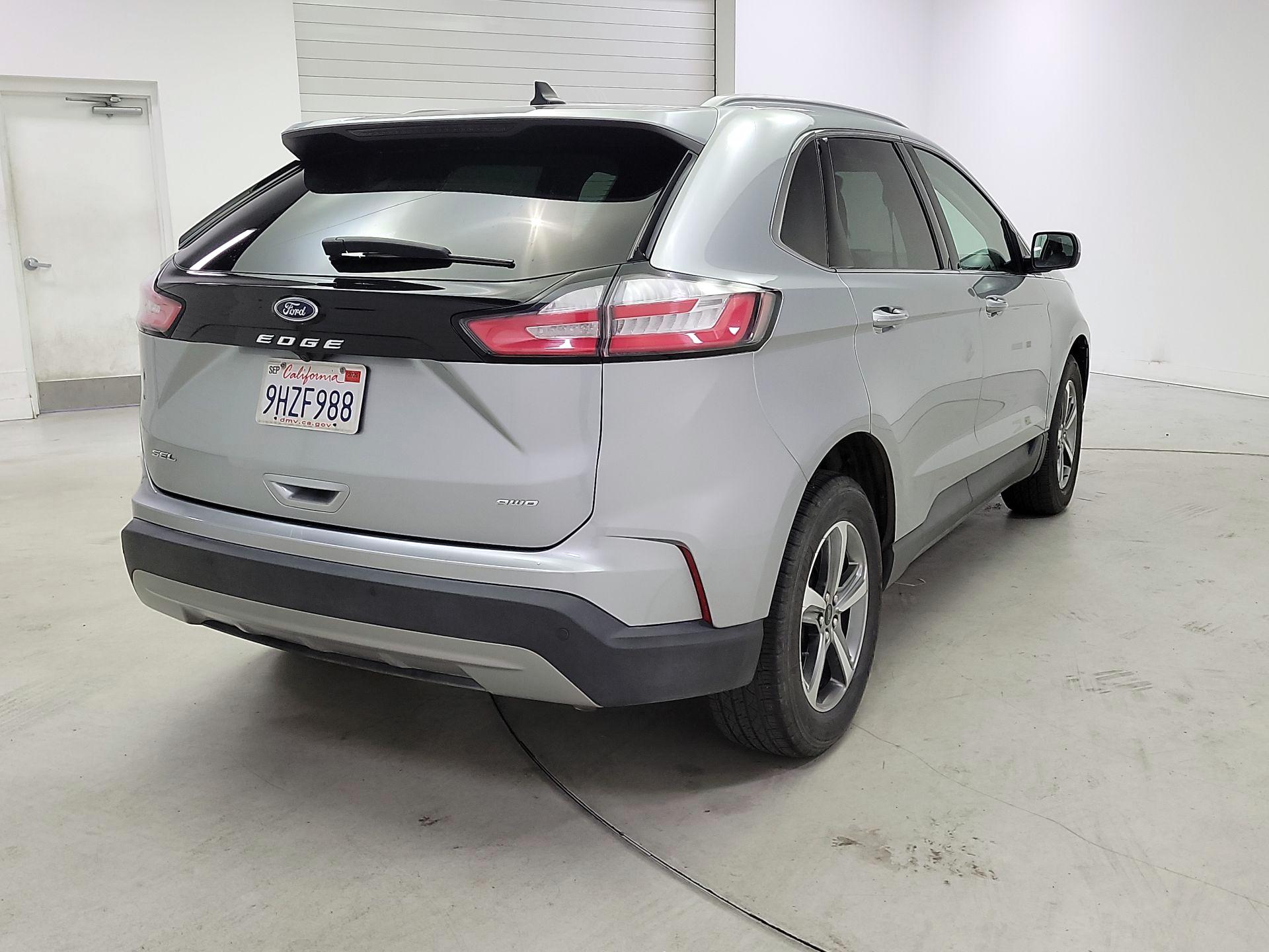 Thumbnail: 2023 Ford Edge - 5