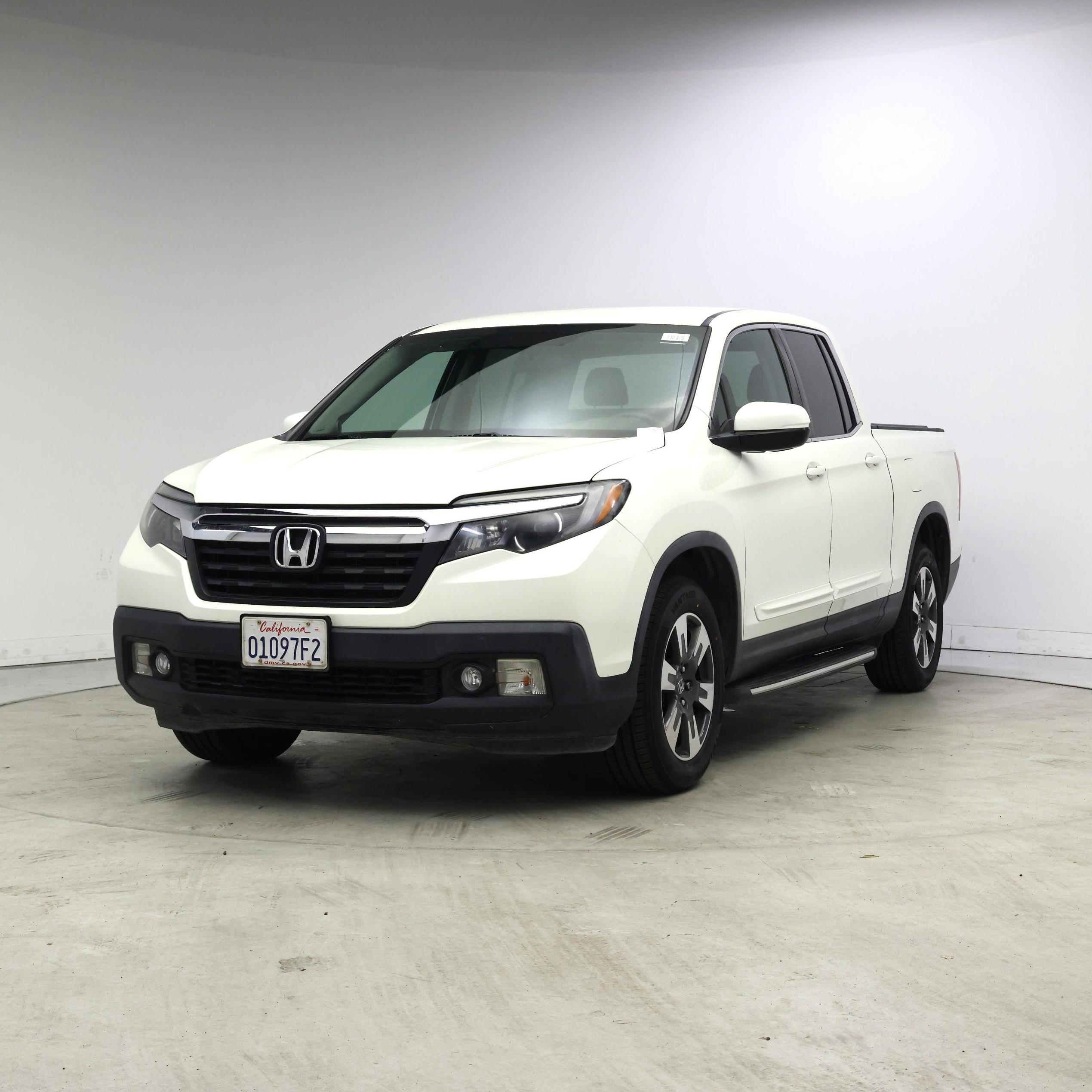 Thumbnail: 2017 Honda Ridgeline - 4