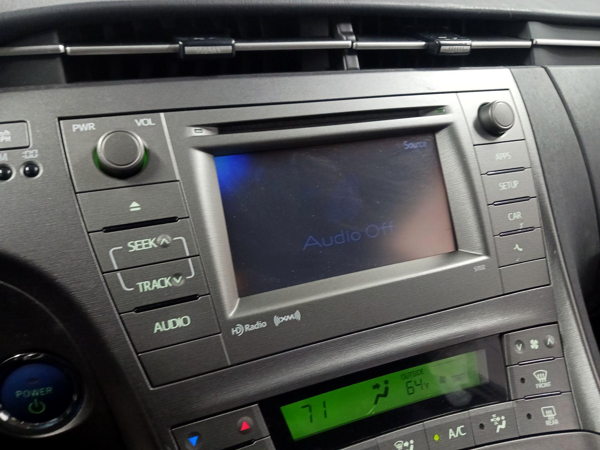 Thumbnail: 2015 Toyota Prius - 11