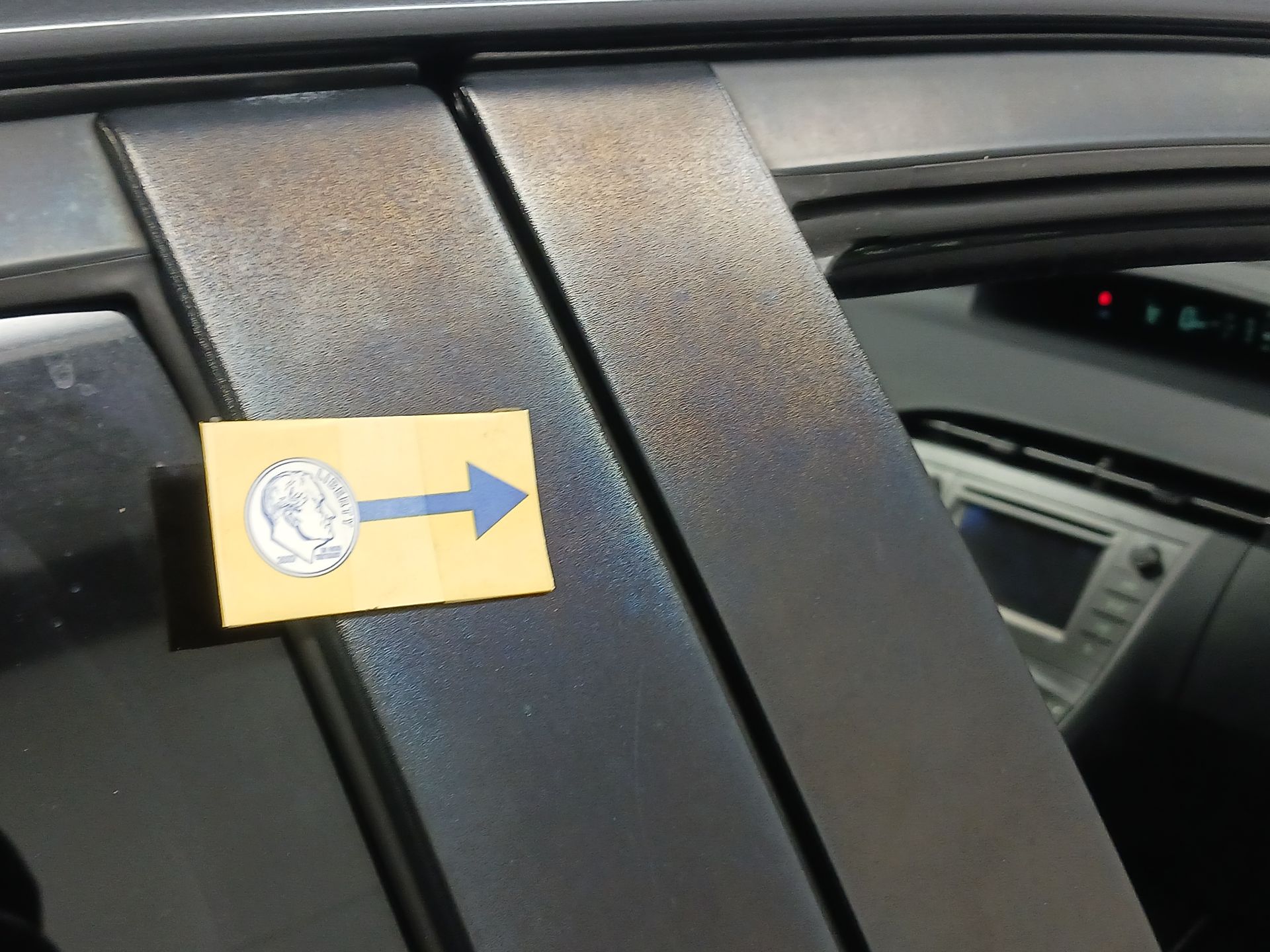 Thumbnail: 2015 Toyota Prius - 18