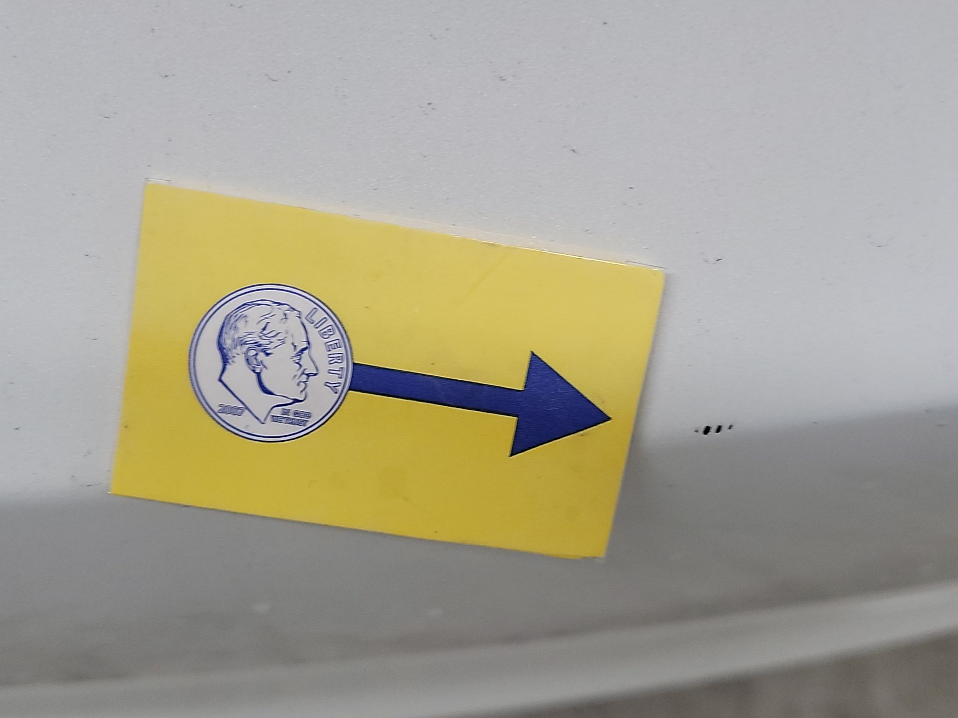 Thumbnail: 2023 Tesla Model 3 - 17