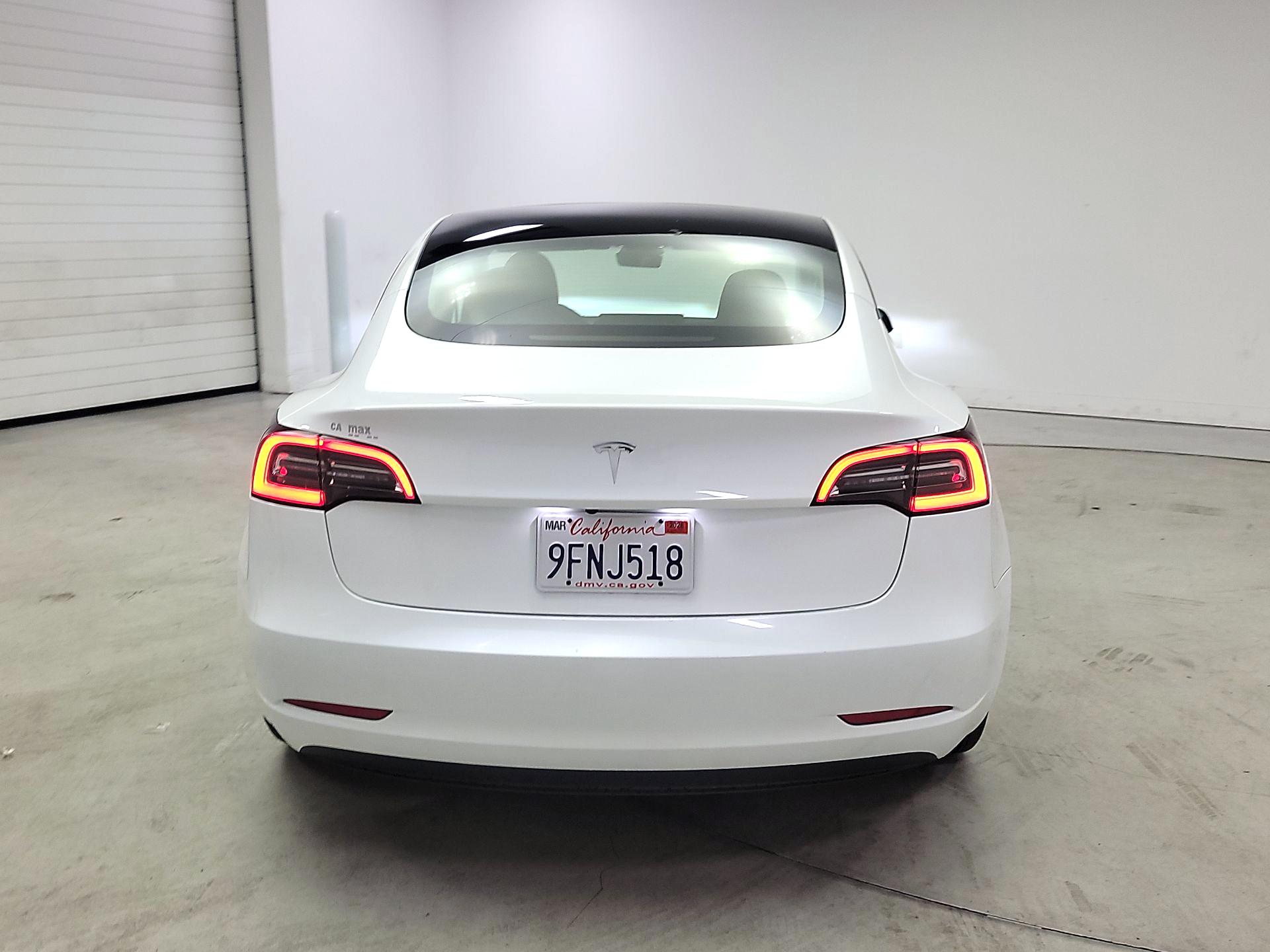 Thumbnail: 2023 Tesla Model 3 - 6