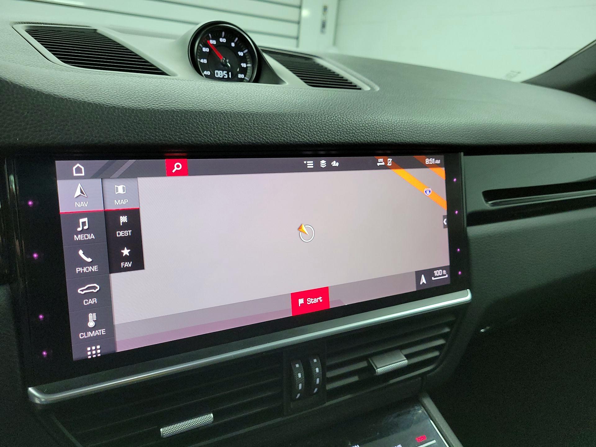 Thumbnail: 2021 Porsche Cayenne - 14