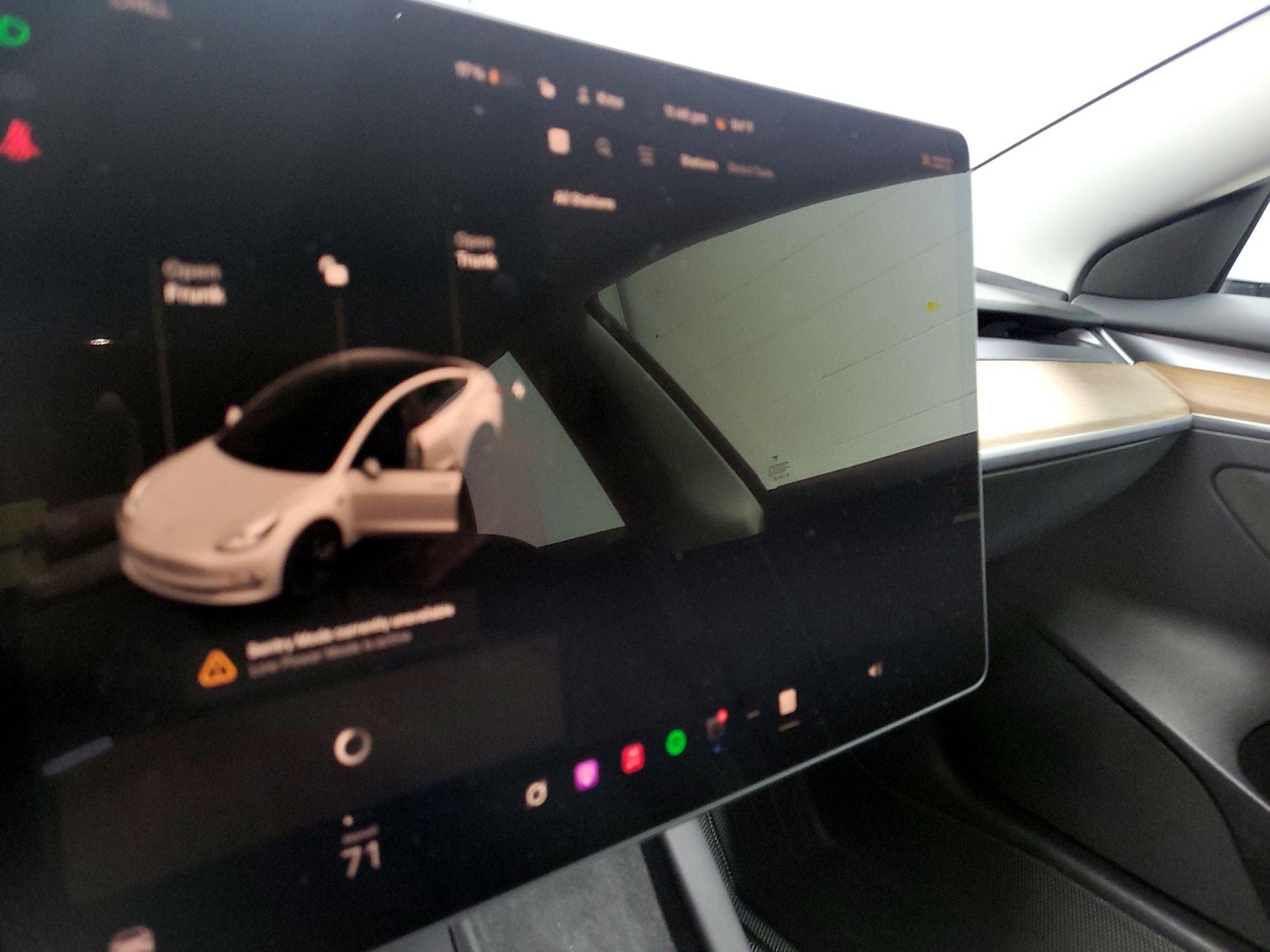 Thumbnail: 2023 Tesla Model 3 - 11