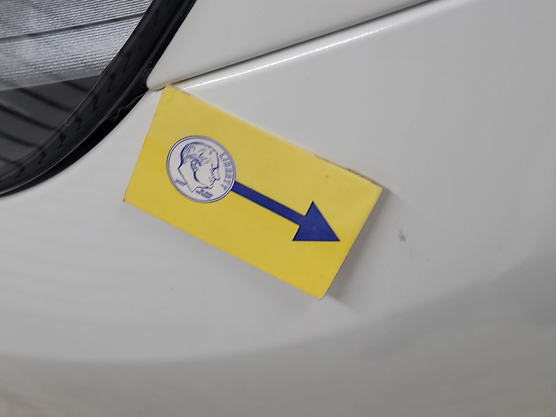 Thumbnail: 2023 Tesla Model 3 - 17