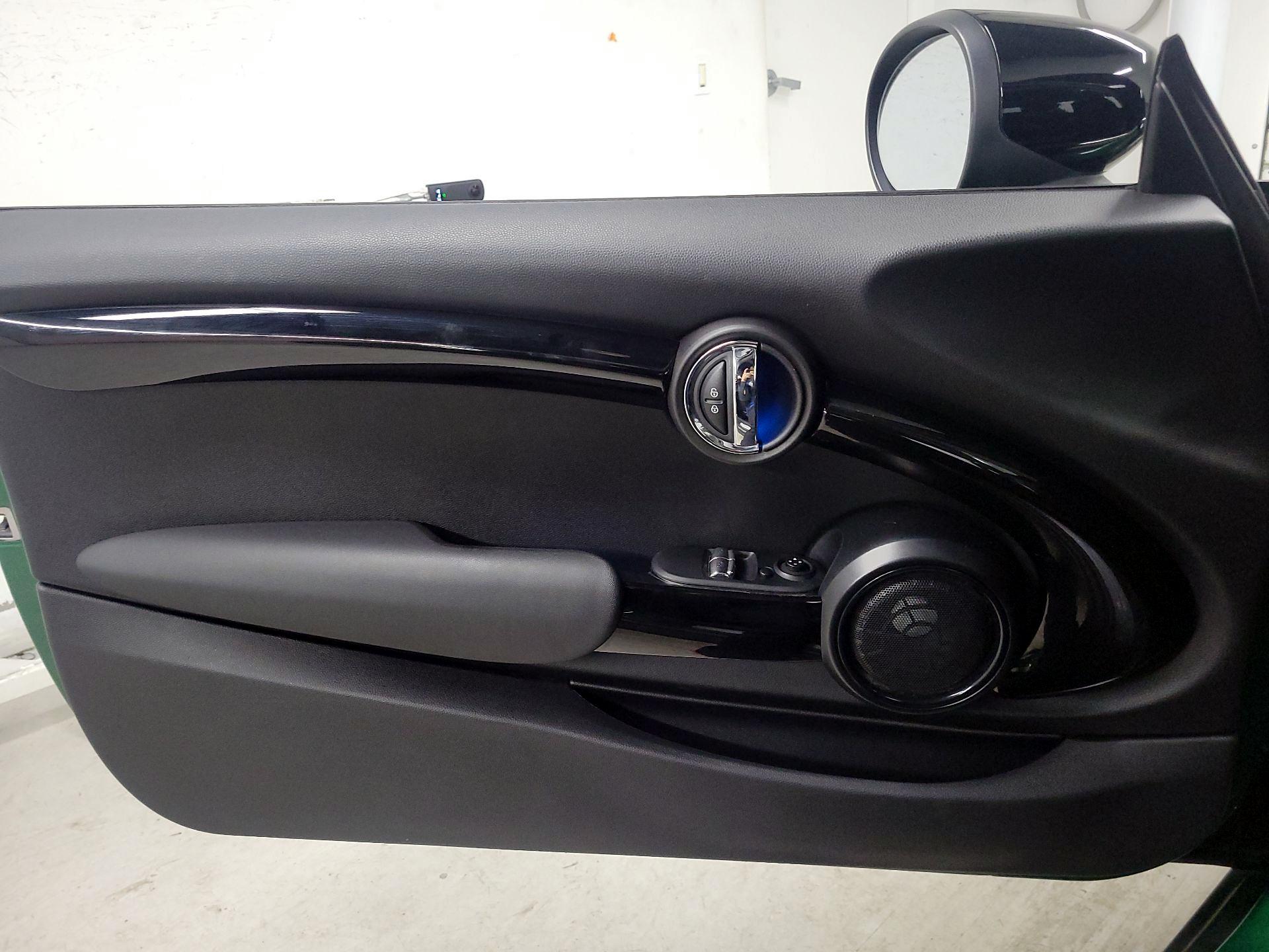 Thumbnail: 2021 MINI Cooper Hardtop - 10