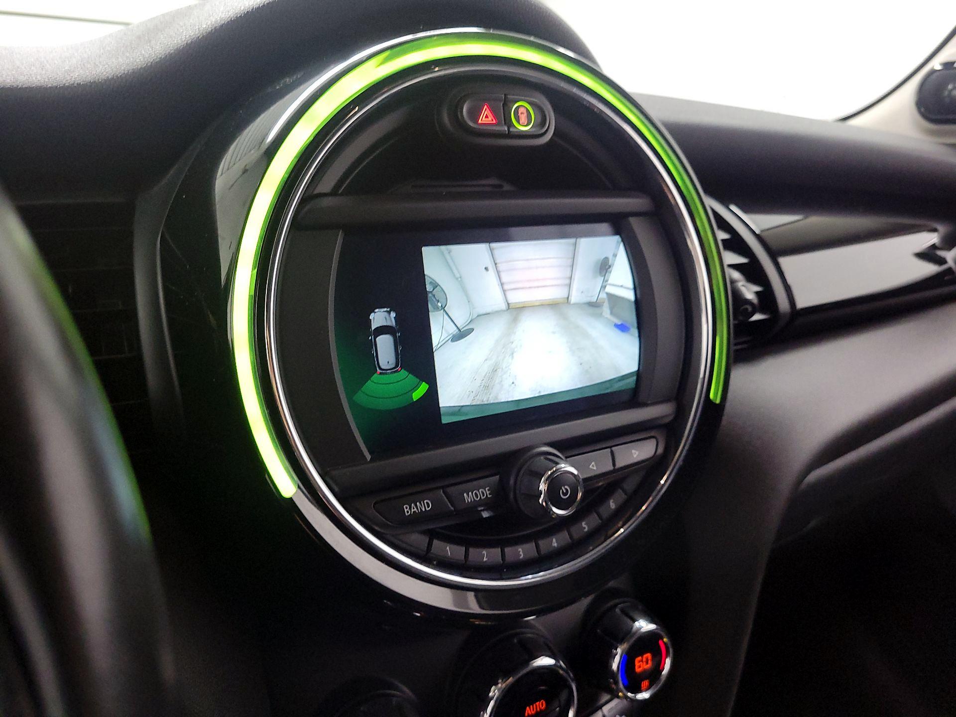 Thumbnail: 2021 MINI Cooper Hardtop - 11