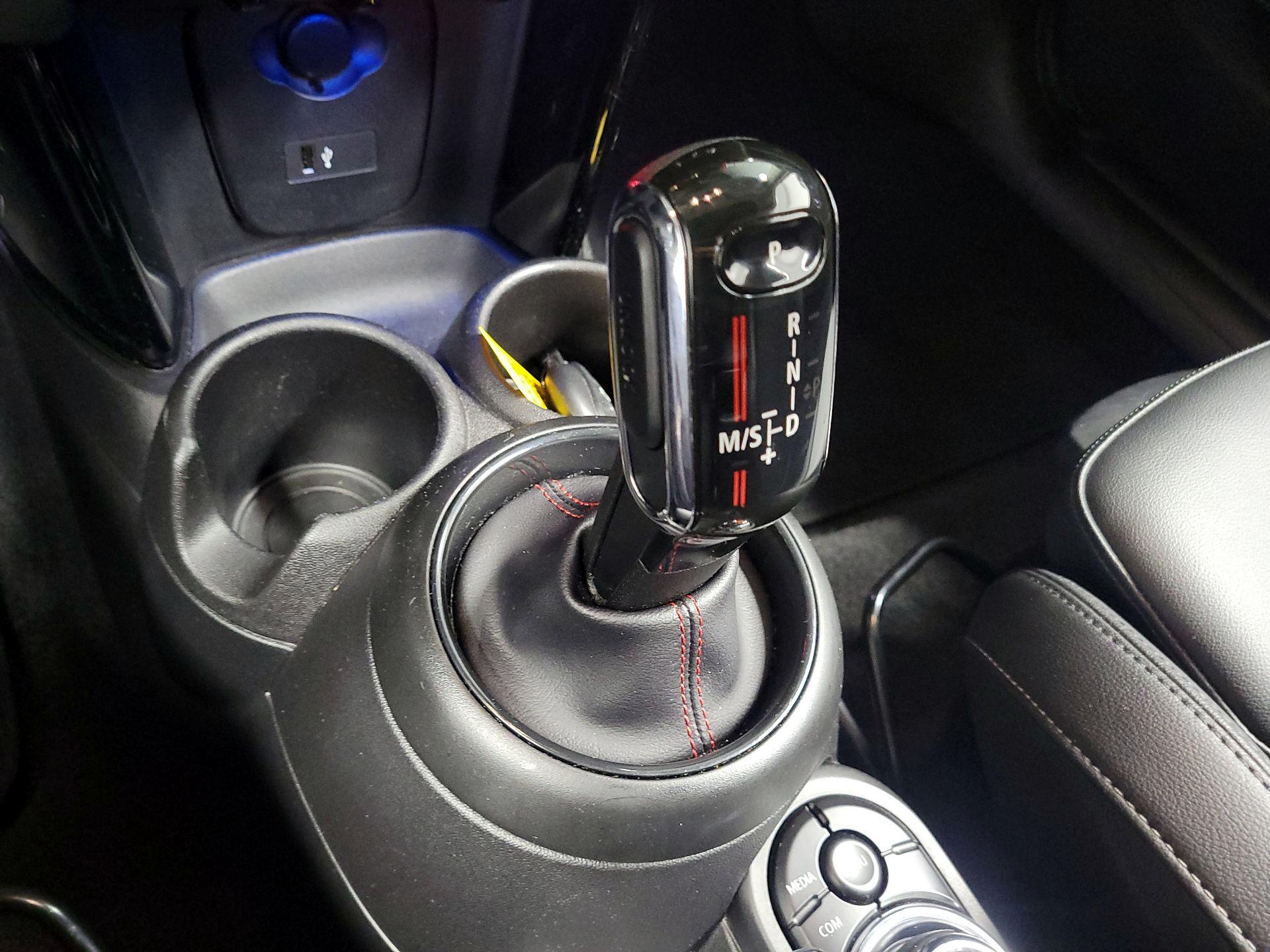 Thumbnail: 2021 MINI Cooper Hardtop - 14