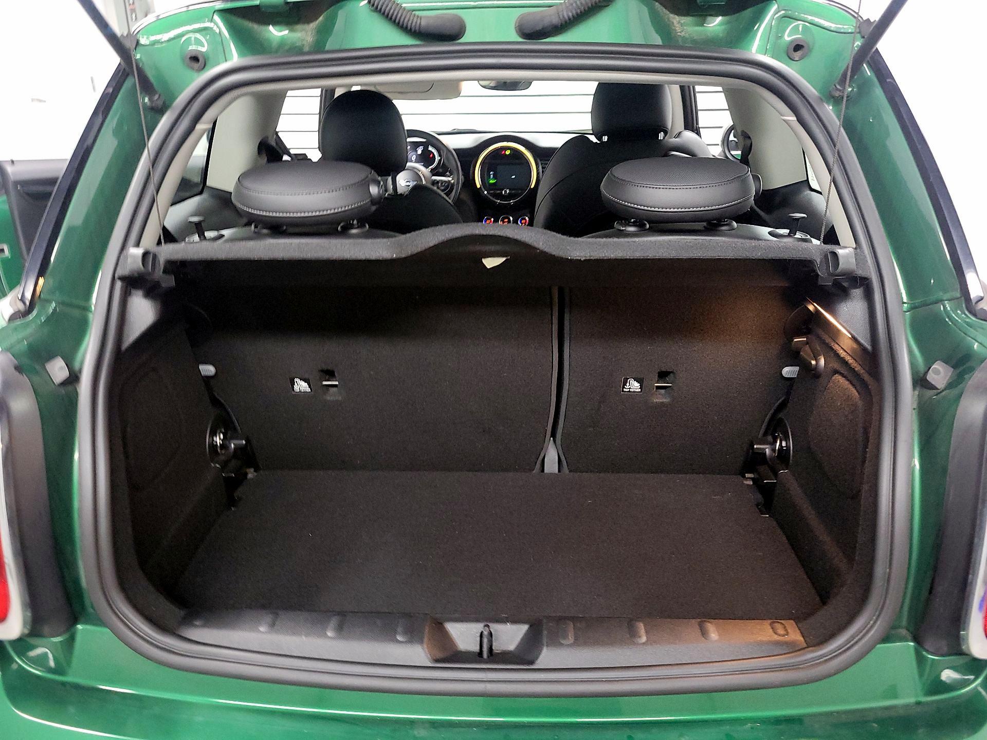 Thumbnail: 2021 MINI Cooper Hardtop - 15