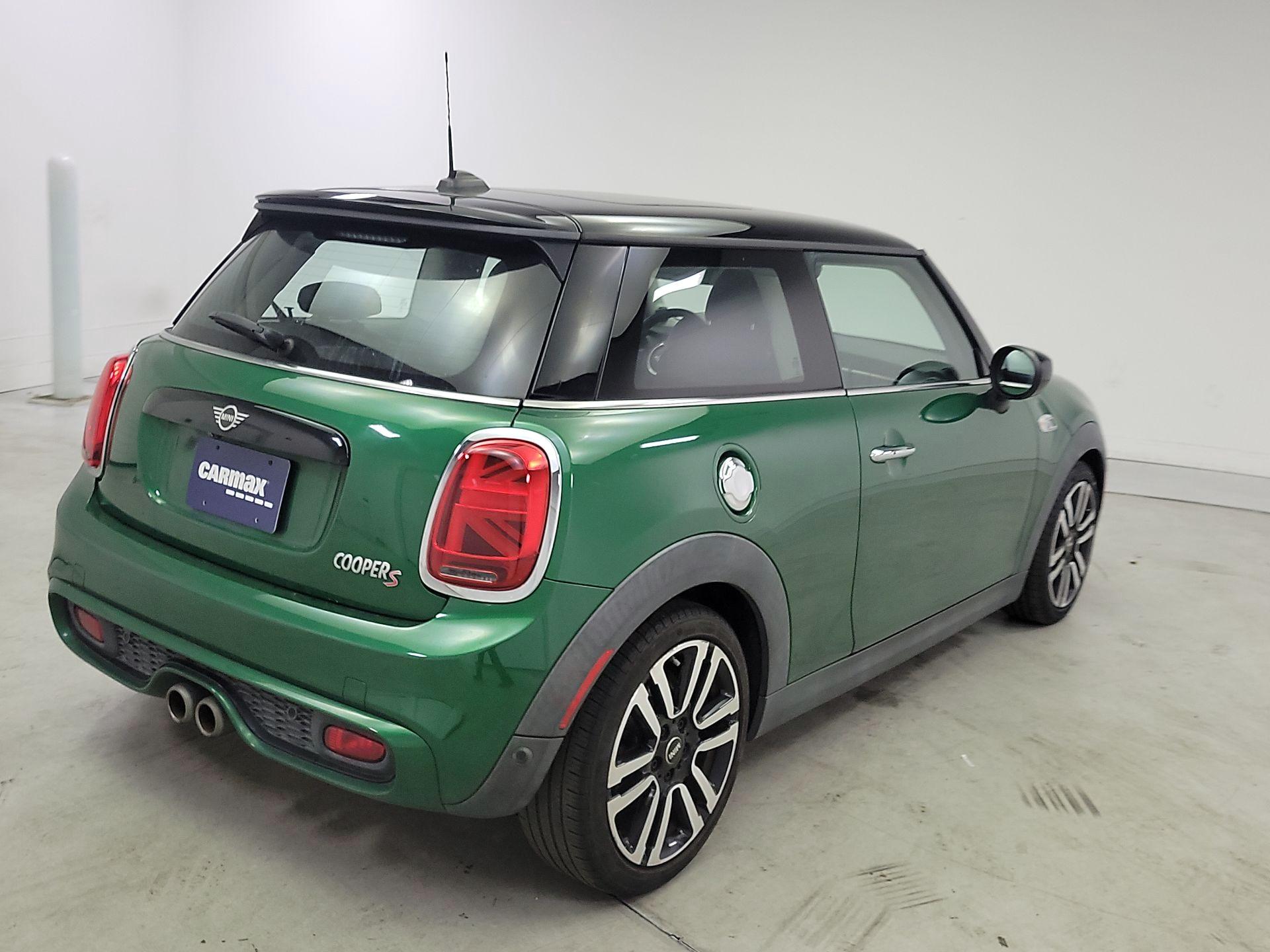 Thumbnail: 2021 MINI Cooper Hardtop - 5