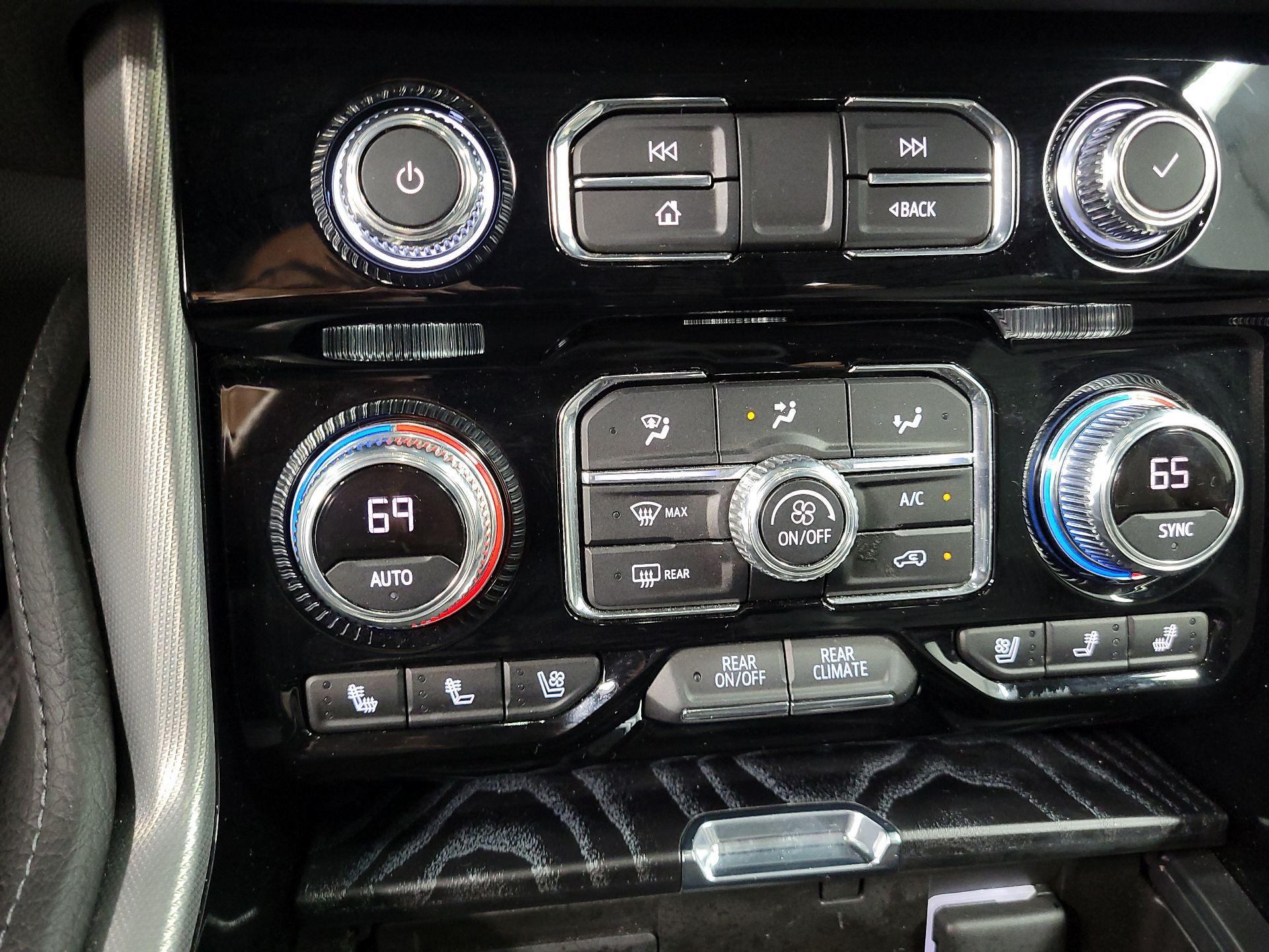 Thumbnail: 2021 GMC Yukon XL - 15