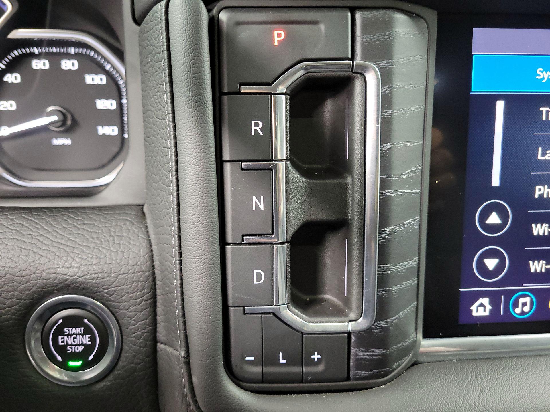 Thumbnail: 2021 GMC Yukon XL - 16