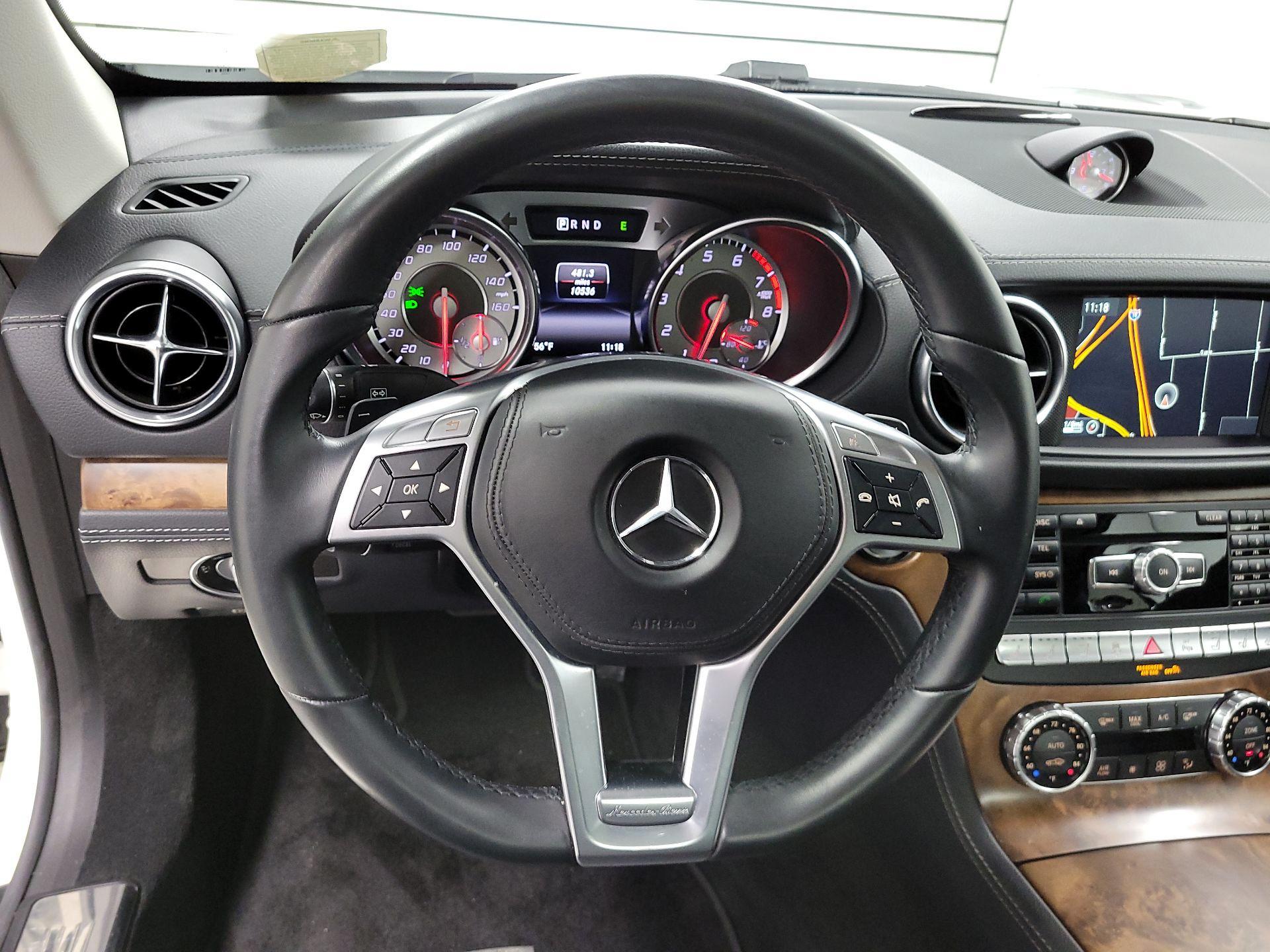 Thumbnail: 2016 Mercedes-Benz SL-Class - 10