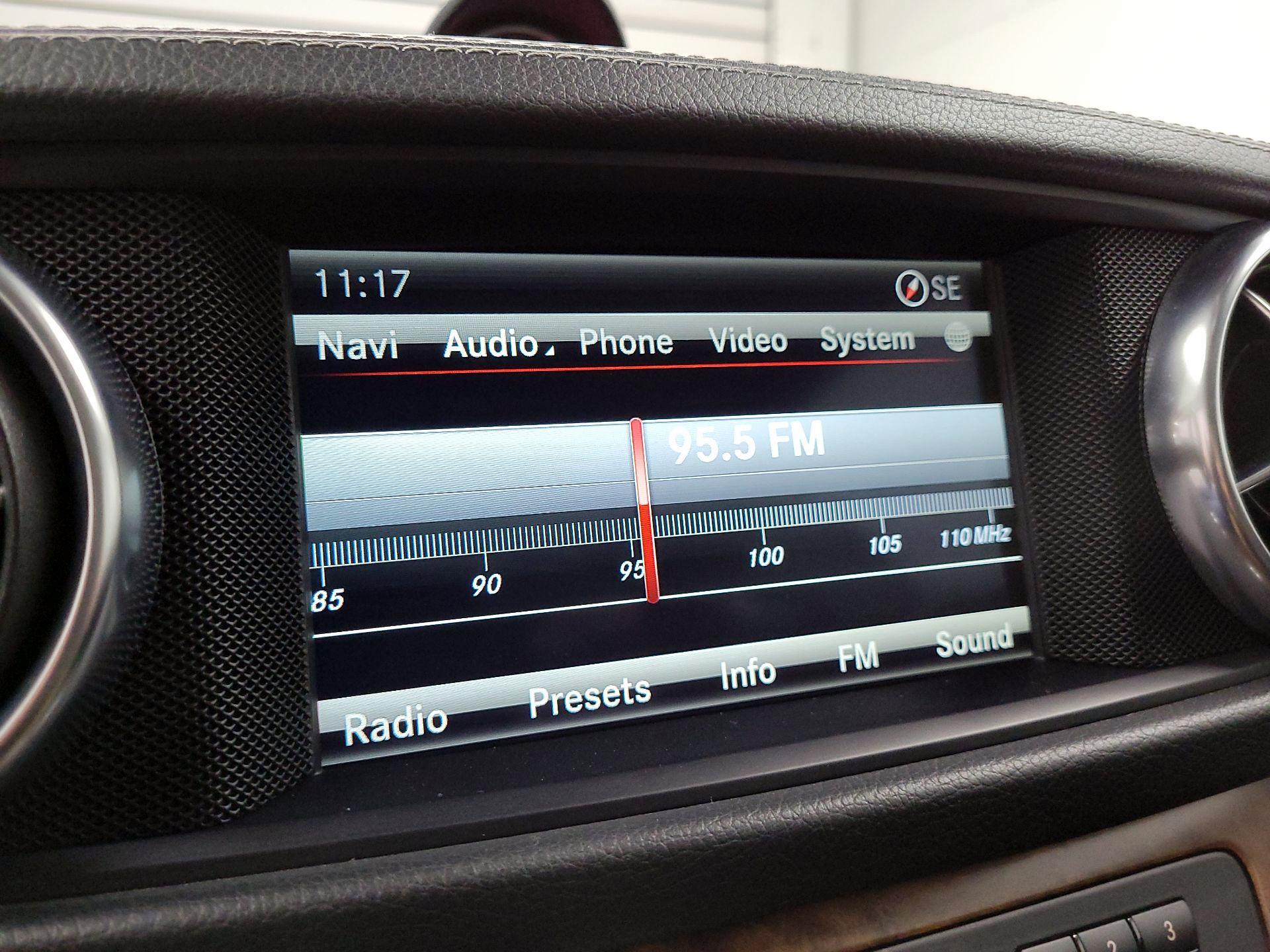 Thumbnail: 2016 Mercedes-Benz SL-Class - 16