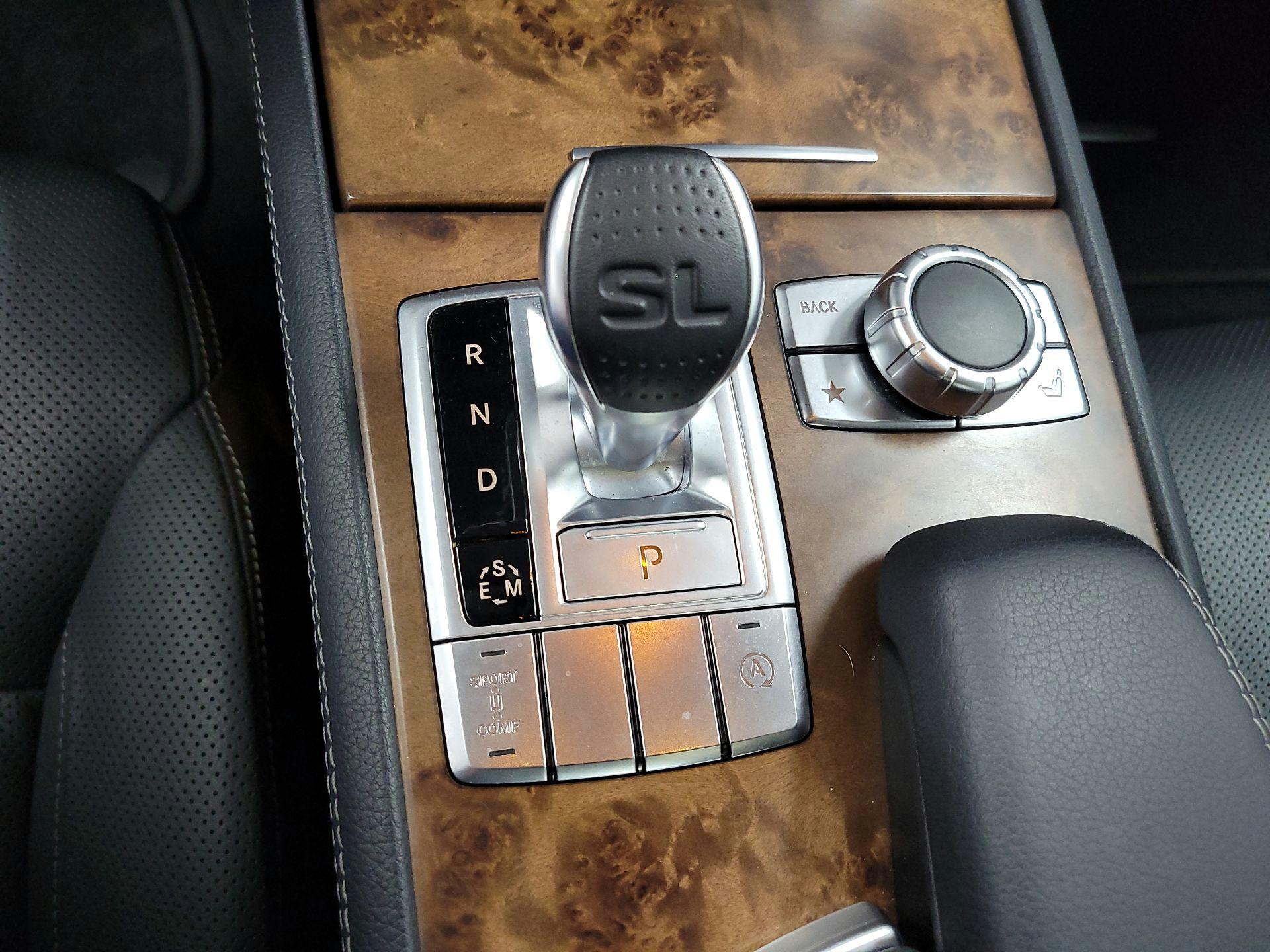 Thumbnail: 2016 Mercedes-Benz SL-Class - 18