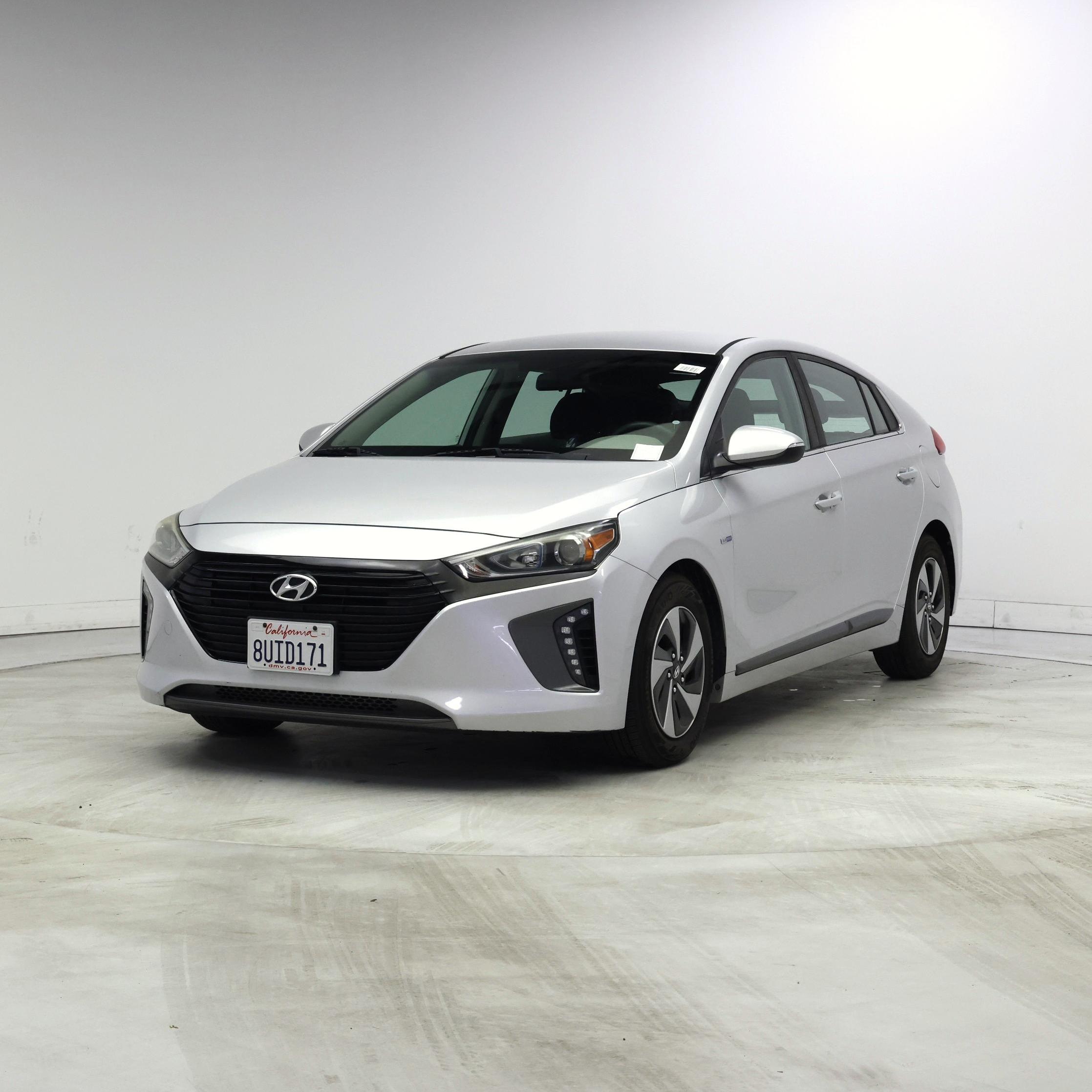 Thumbnail: 2018 Hyundai Ioniq - 4