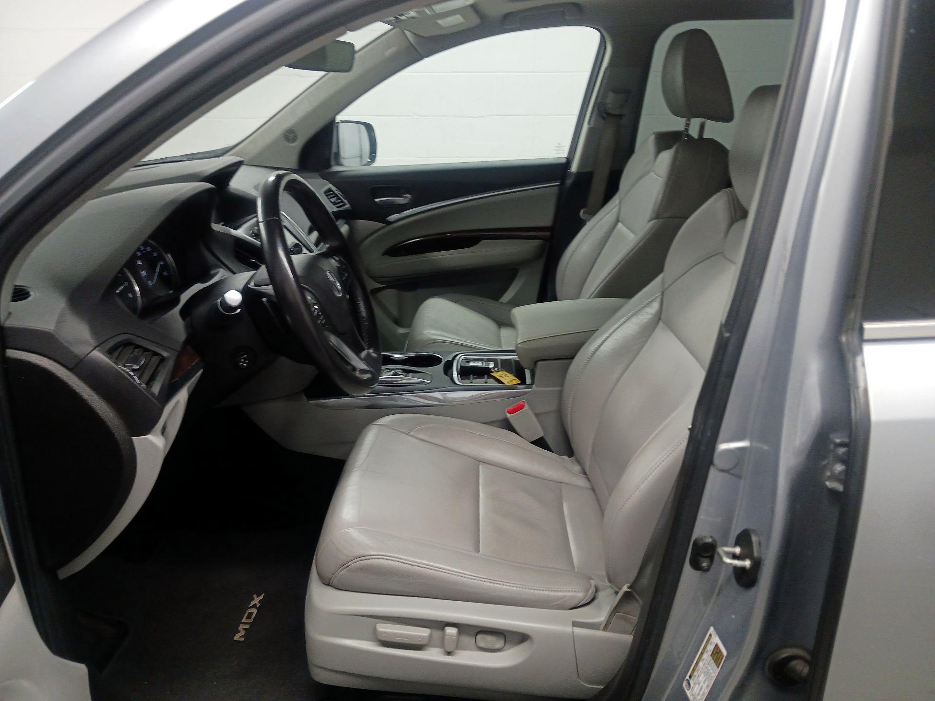 Thumbnail: 2017 Acura MDX - 11