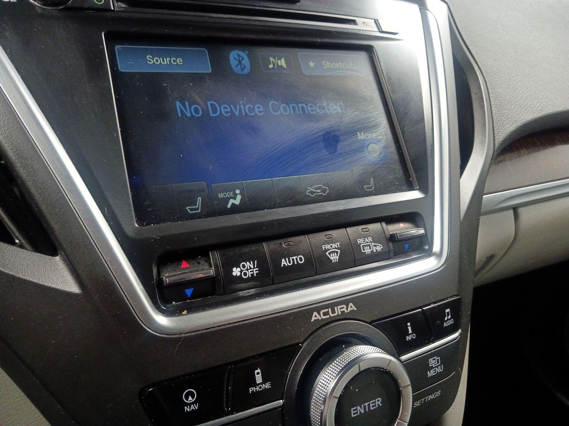 Thumbnail: 2017 Acura MDX - 14