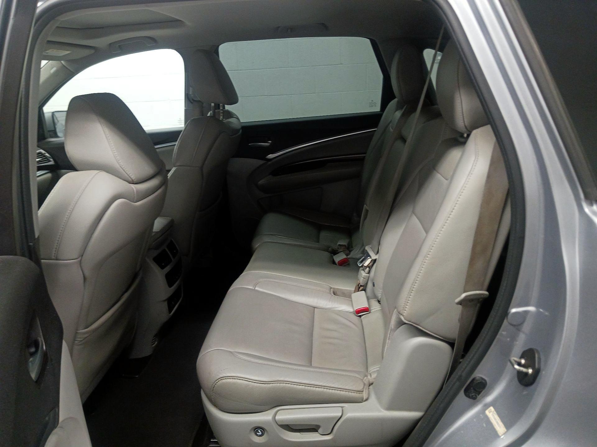 Thumbnail: 2017 Acura MDX - 16