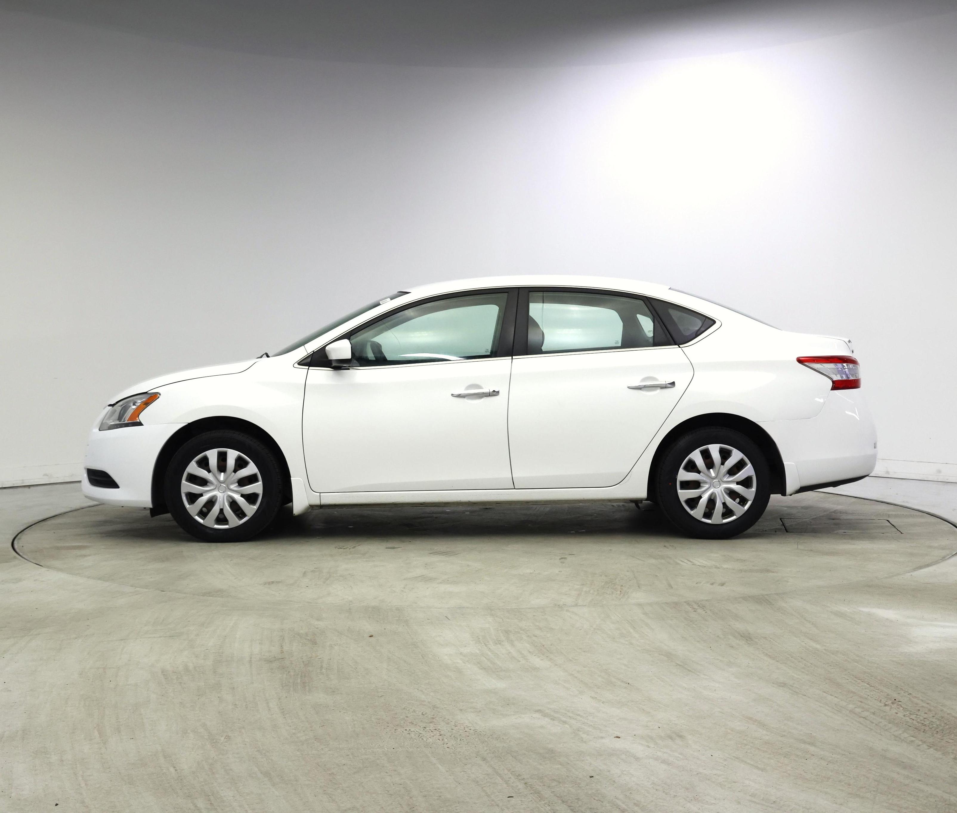 Thumbnail: 2015 Nissan Sentra - 3