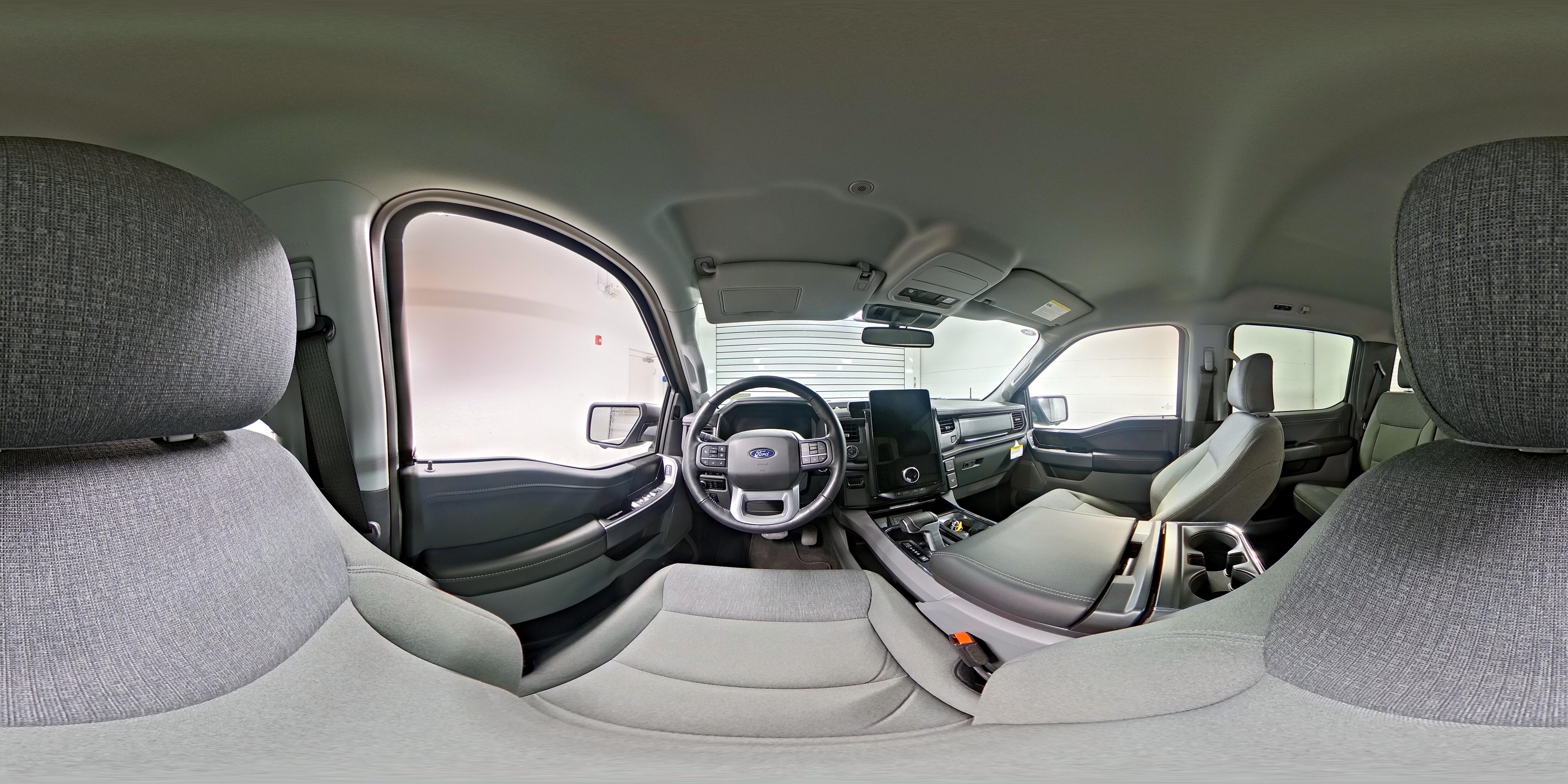2024 Ford F-150 Lightning Flash - Photo 27