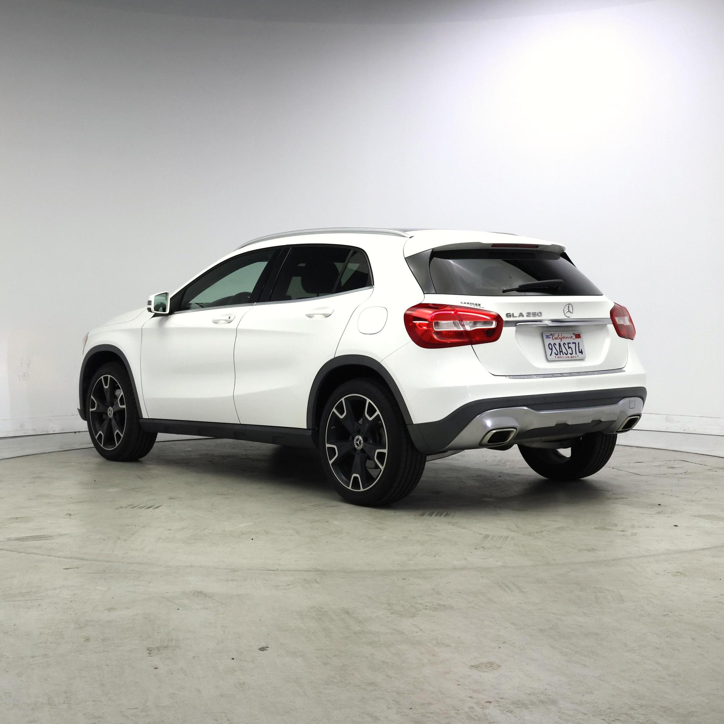Thumbnail: 2020 Mercedes-Benz GLA - 2