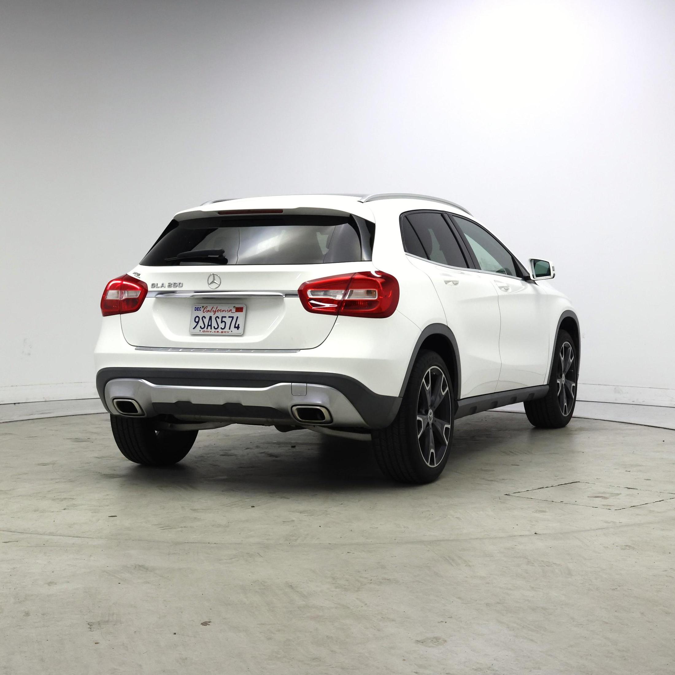 Thumbnail: 2020 Mercedes-Benz GLA - 8