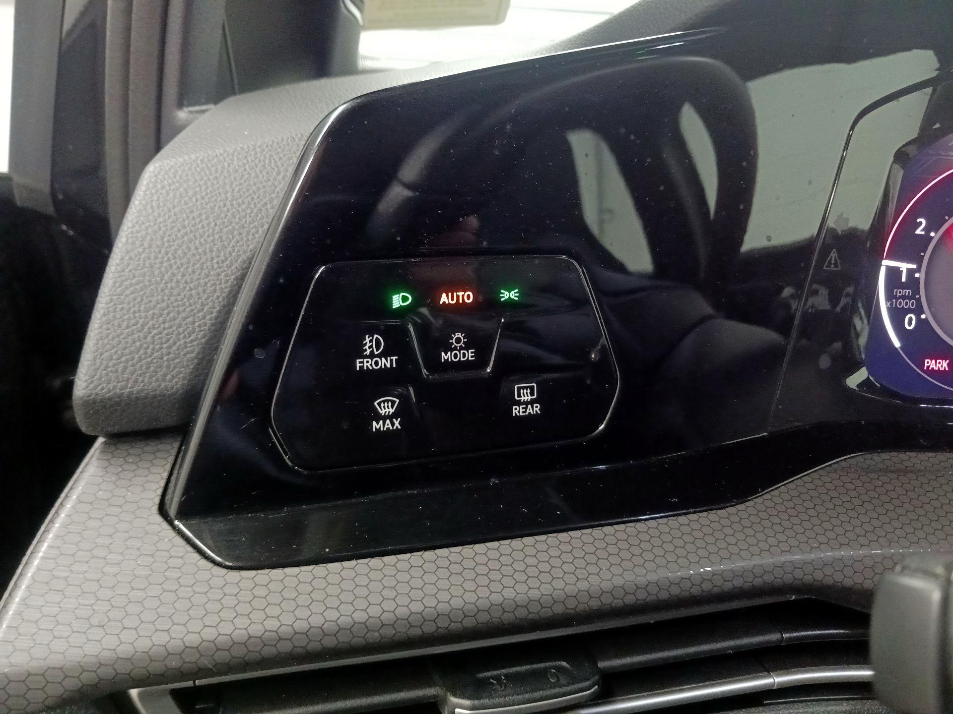 Thumbnail: 2024 Volkswagen Golf - 13