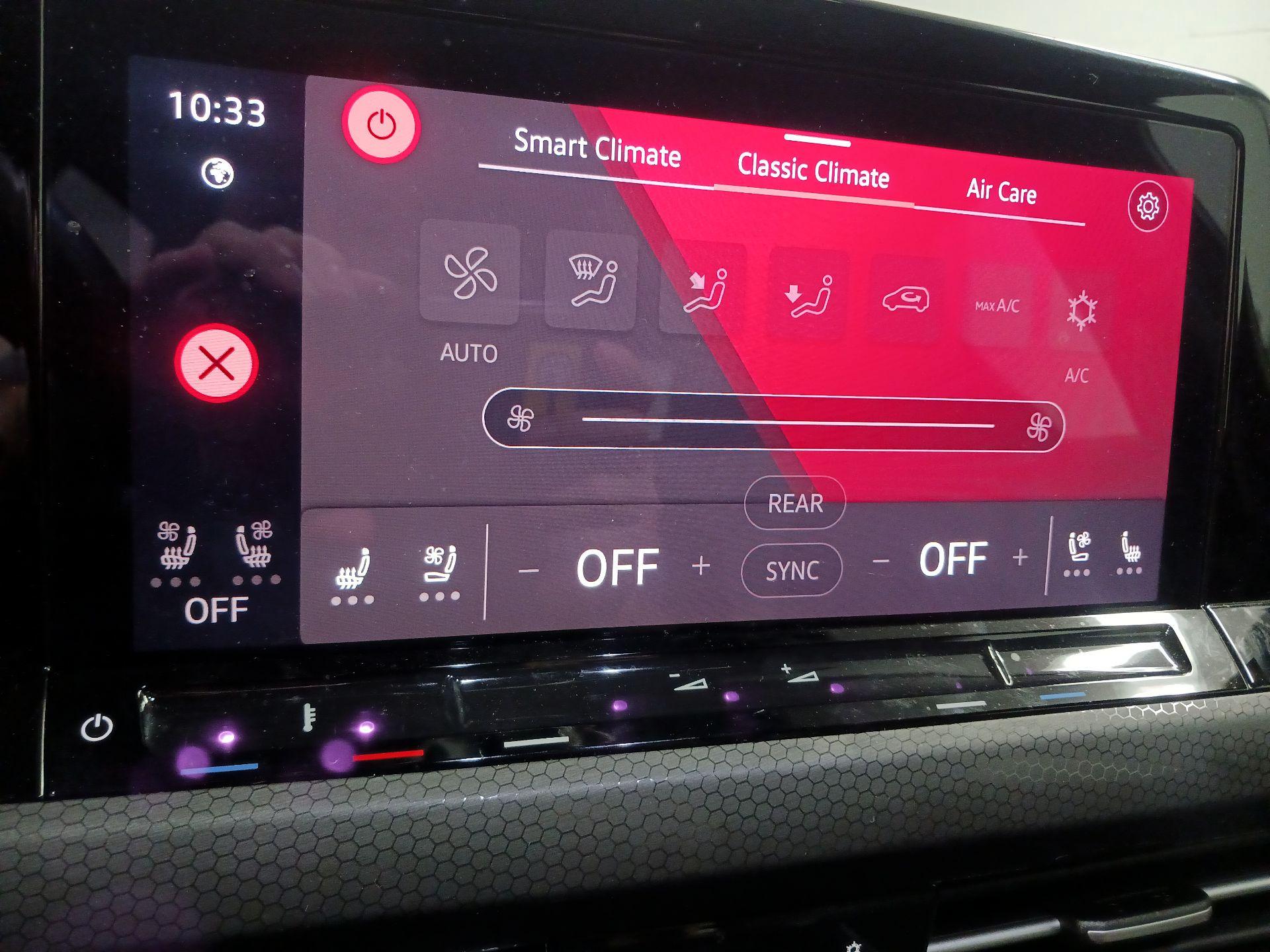 Thumbnail: 2024 Volkswagen Golf - 16