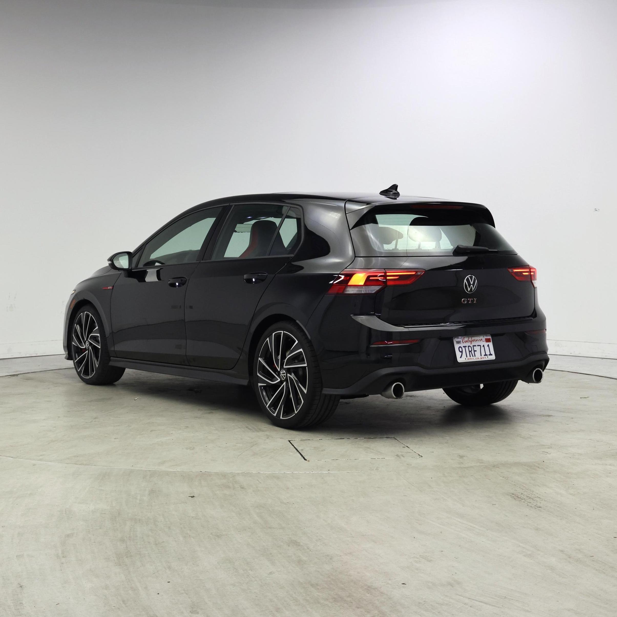 Thumbnail: 2024 Volkswagen Golf - 2