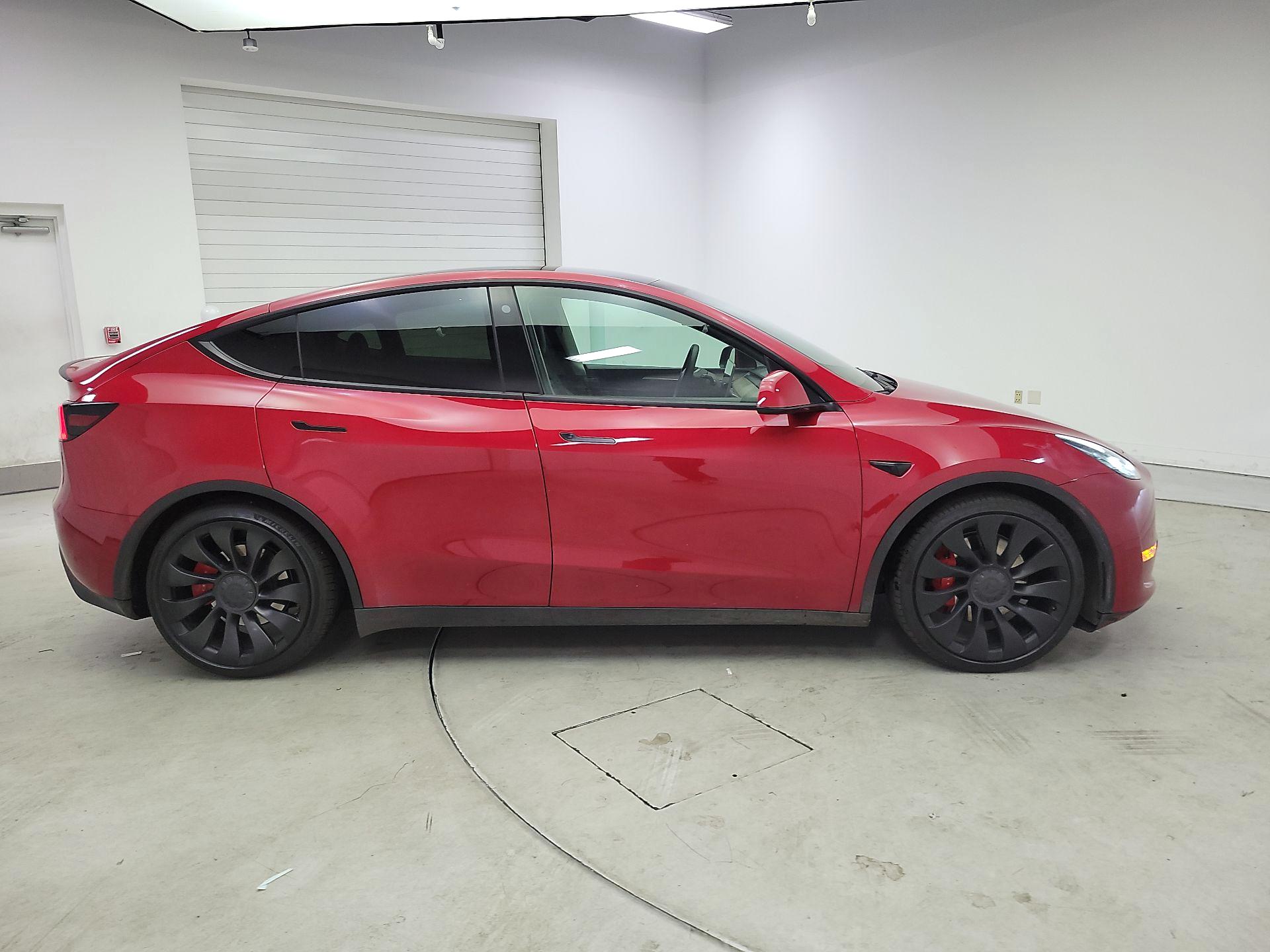 Thumbnail: 2023 Tesla Model Y - 4