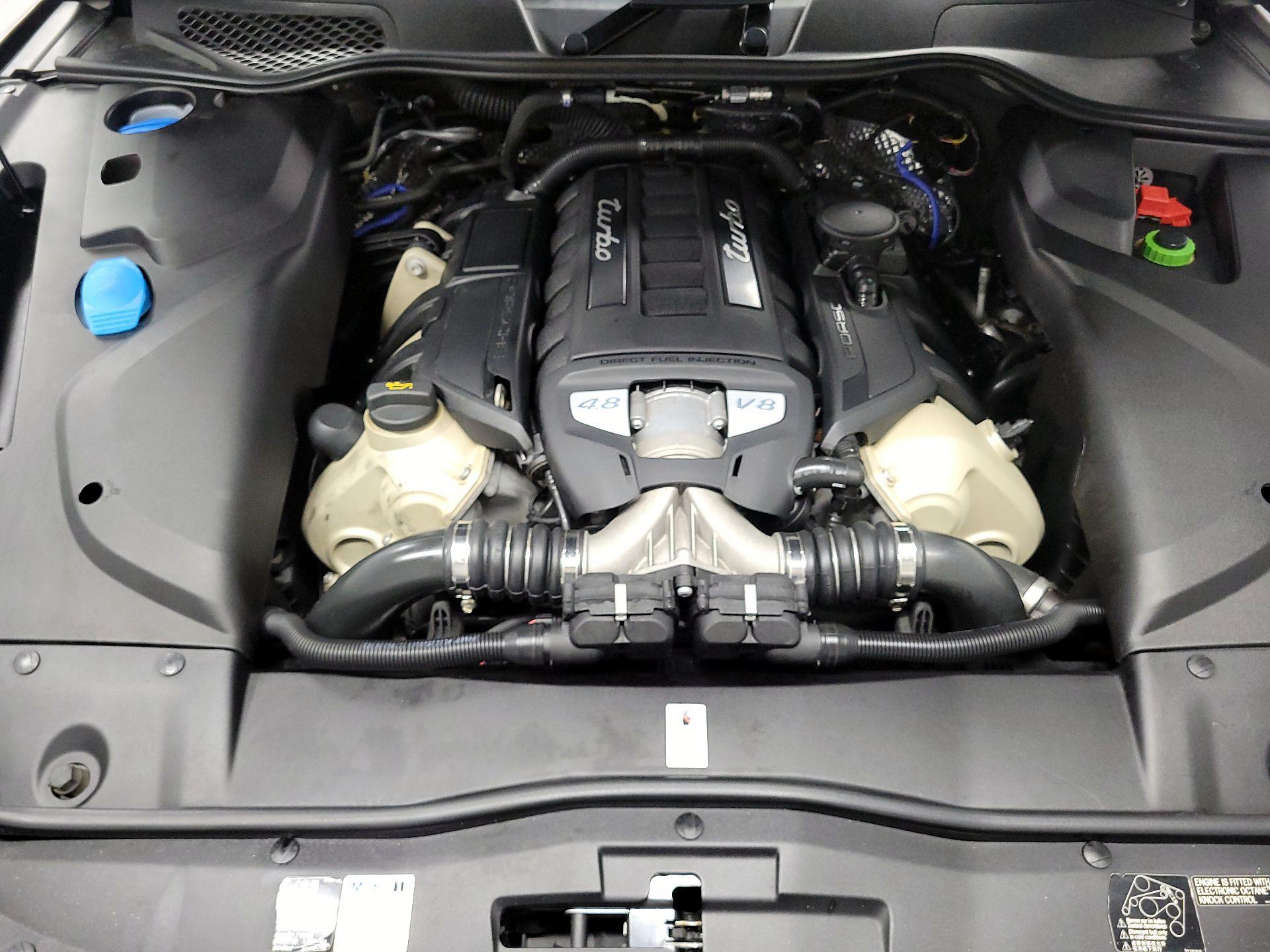 Thumbnail: 2016 Porsche Cayenne - 19