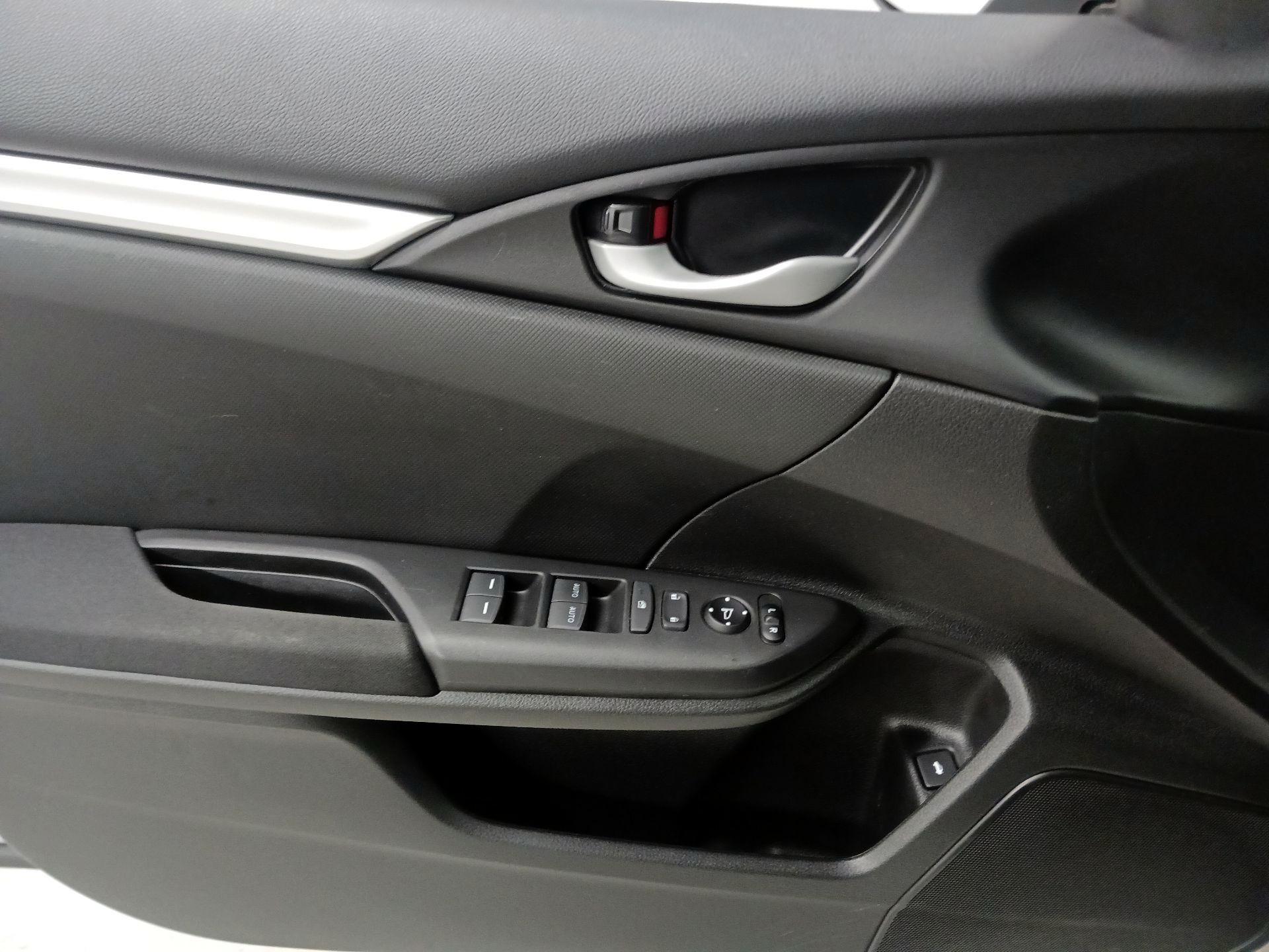 Thumbnail: 2021 Honda Civic - 12