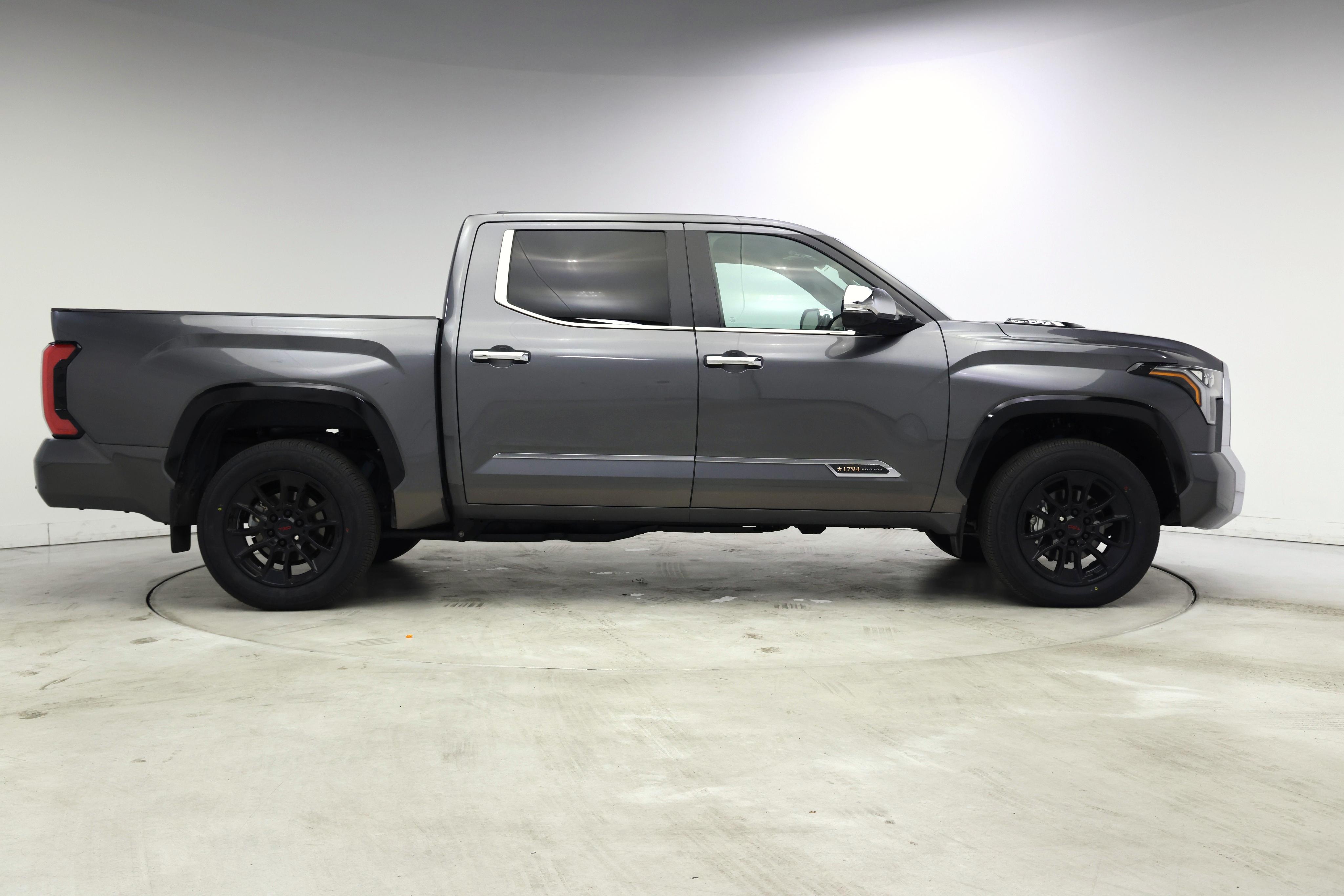 Thumbnail: 2024 Toyota Tundra - 7