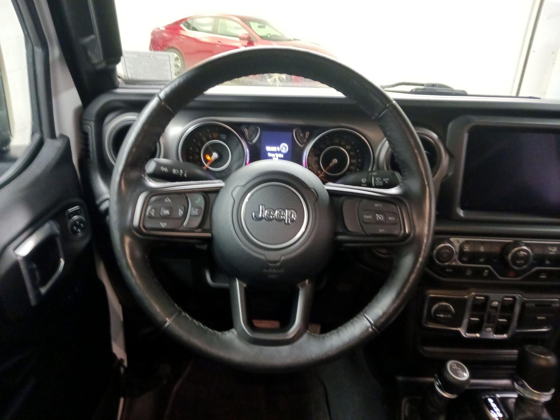 Thumbnail: 2023 Jeep Gladiator - 10