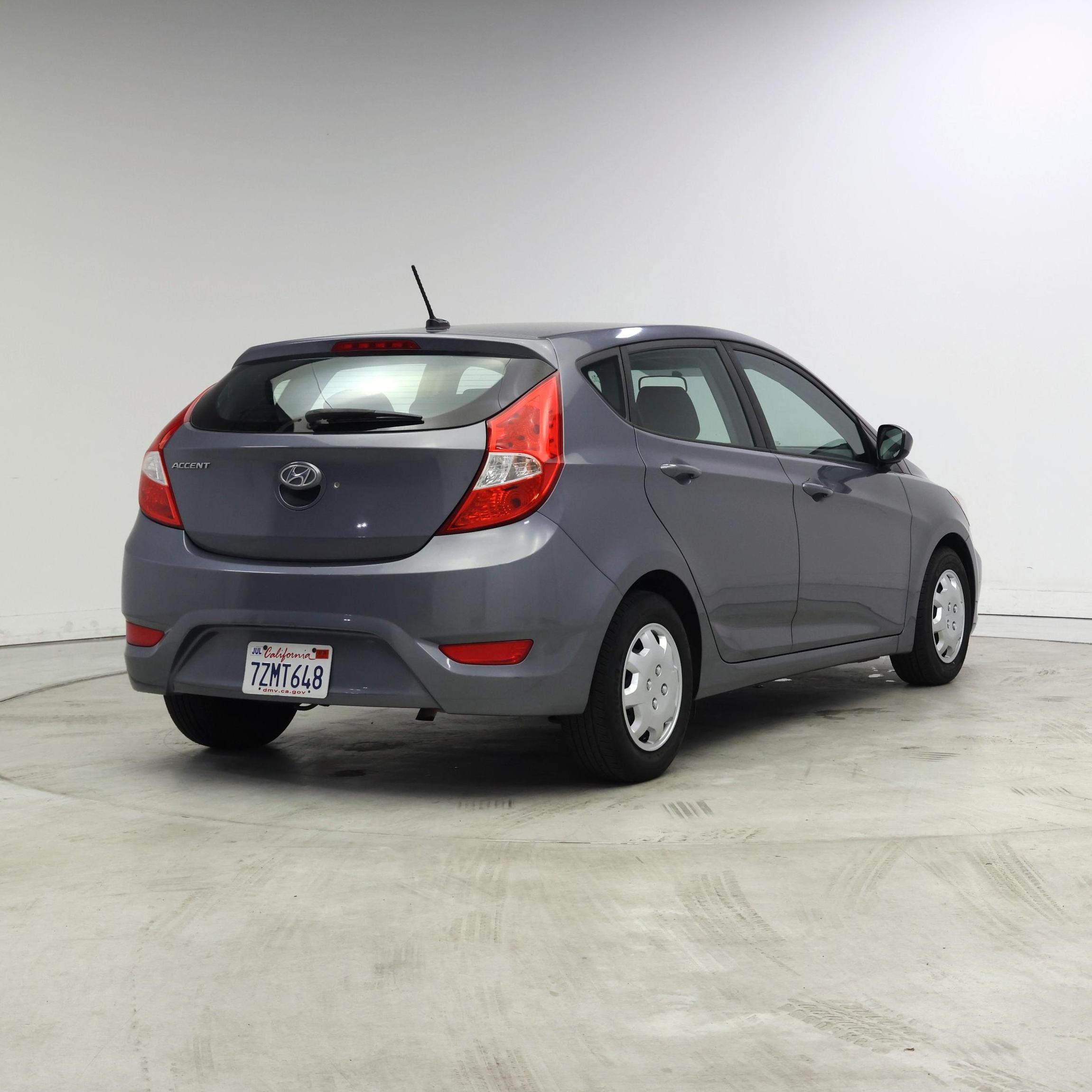 Thumbnail: 2017 Hyundai Accent - 8