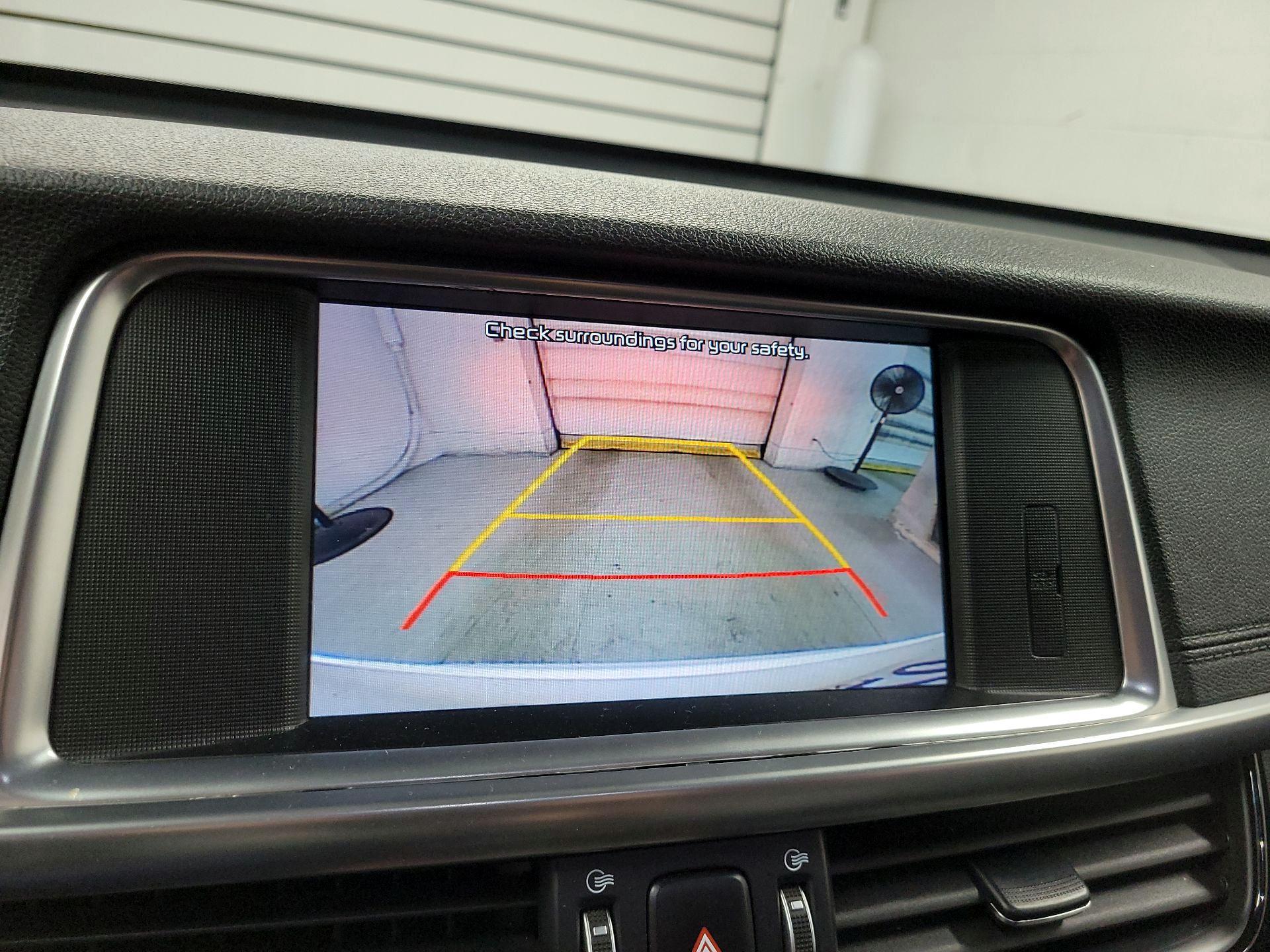 Thumbnail: 2019 Kia Optima - 15